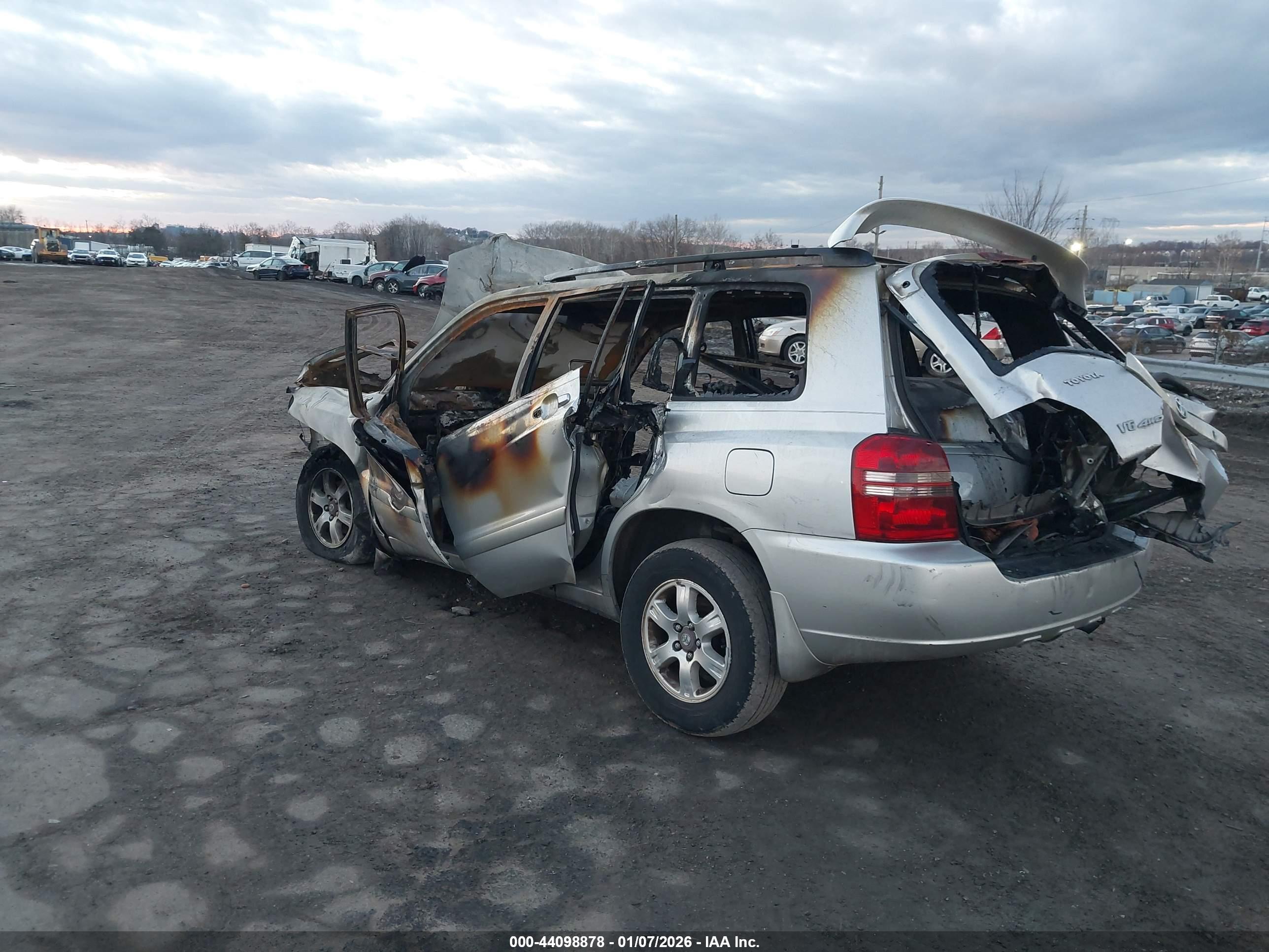 TOYOTA HIGHLANDER image 3