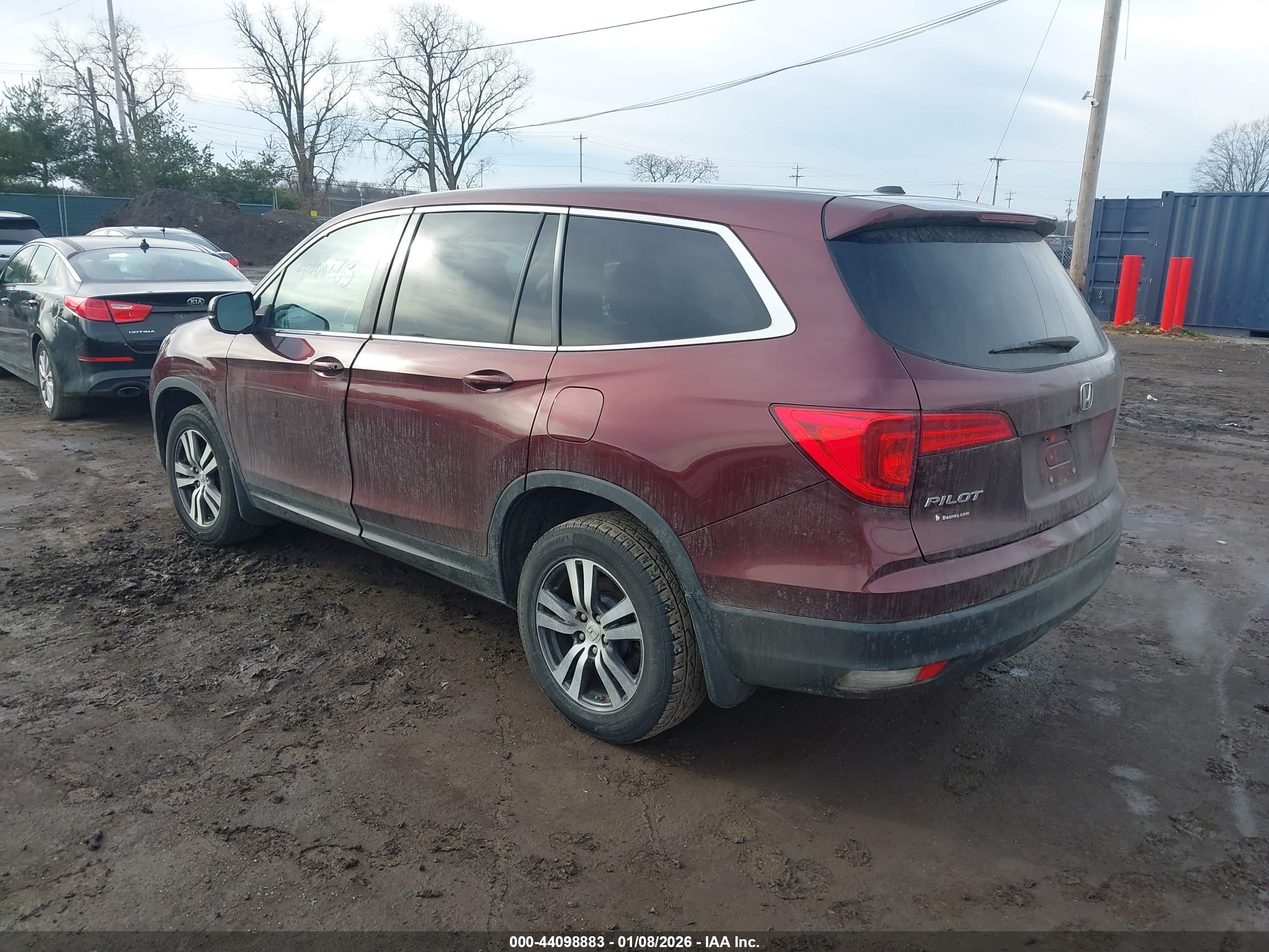 HONDA PILOT image 3