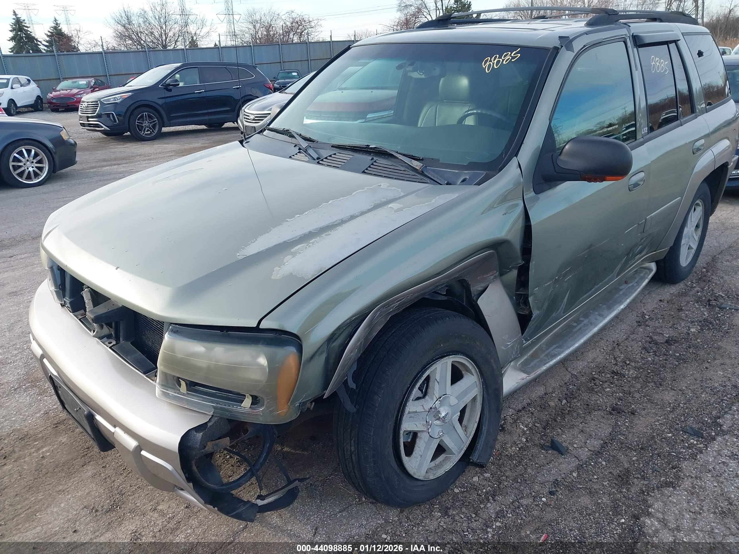 CHEVROLET TRAILBLAZER image 6