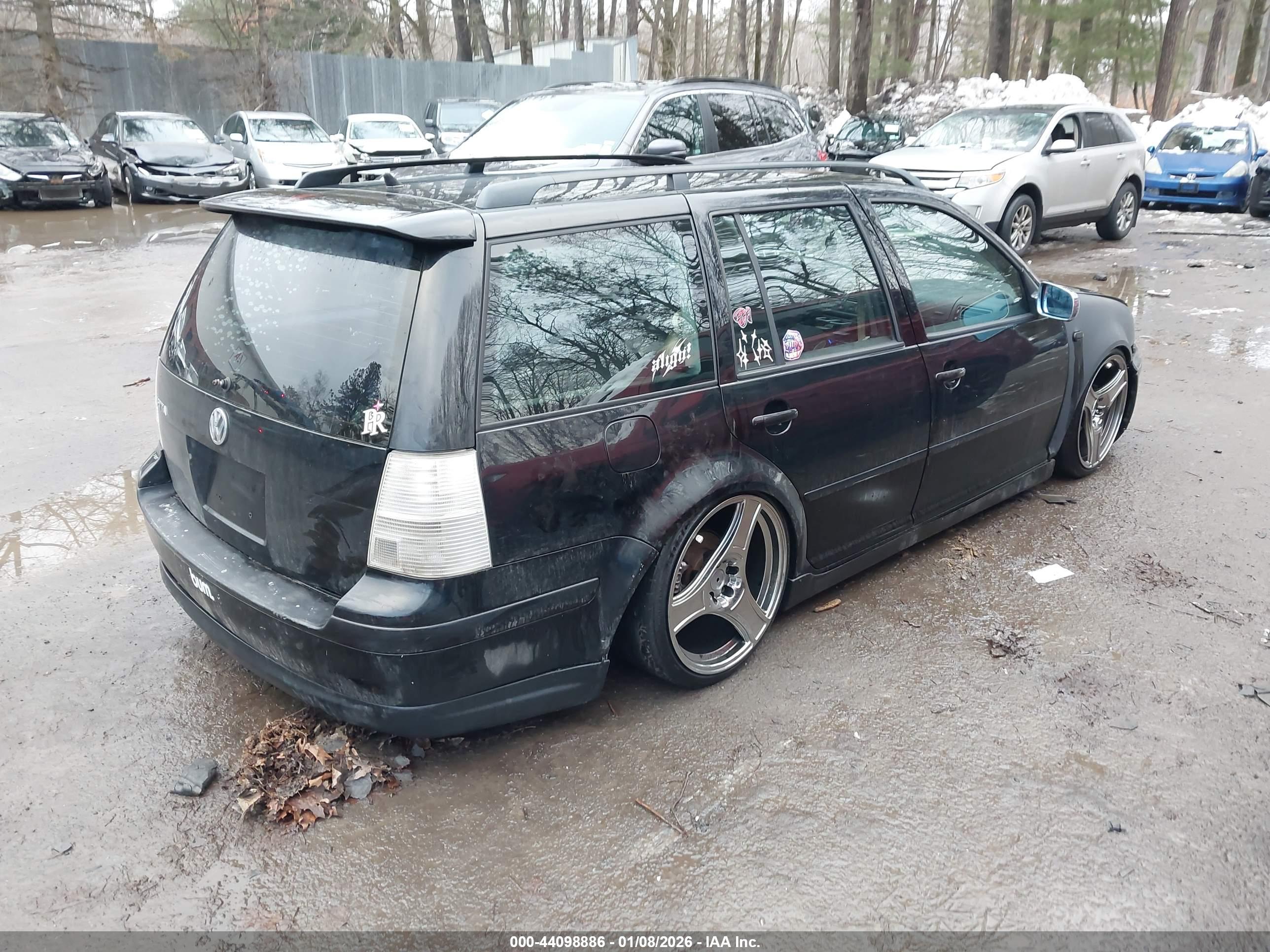 VOLKSWAGEN JETTA image 4