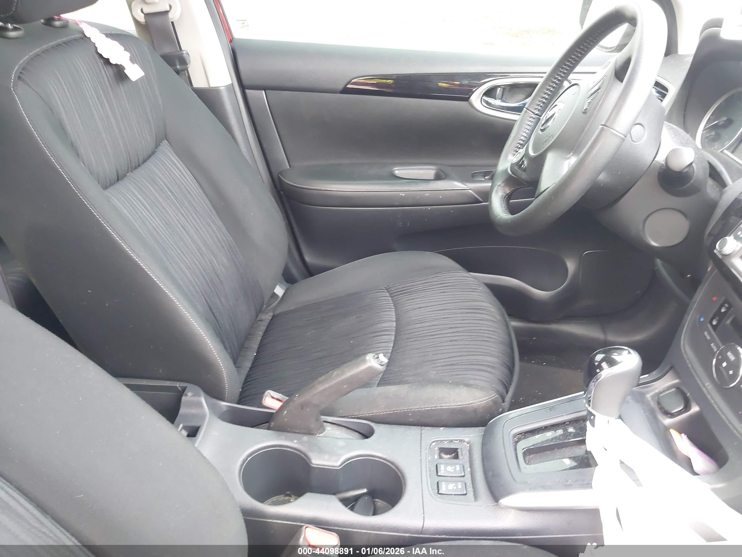 NISSAN SENTRA image 5