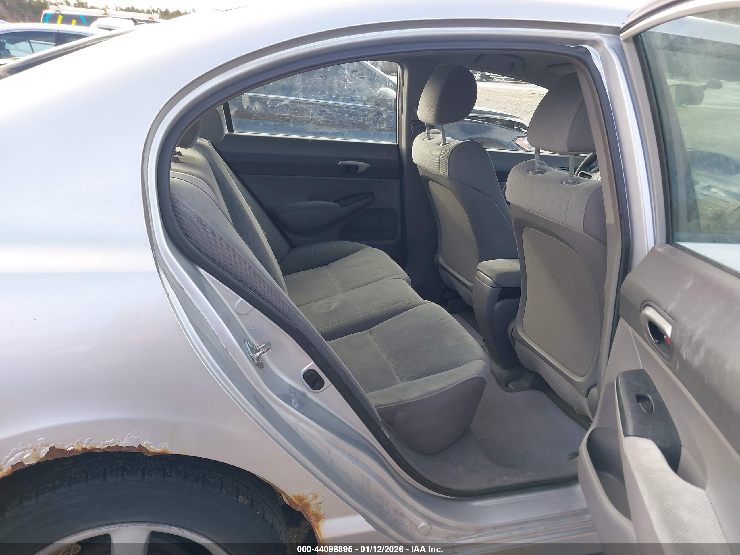 HONDA CIVIC image 8