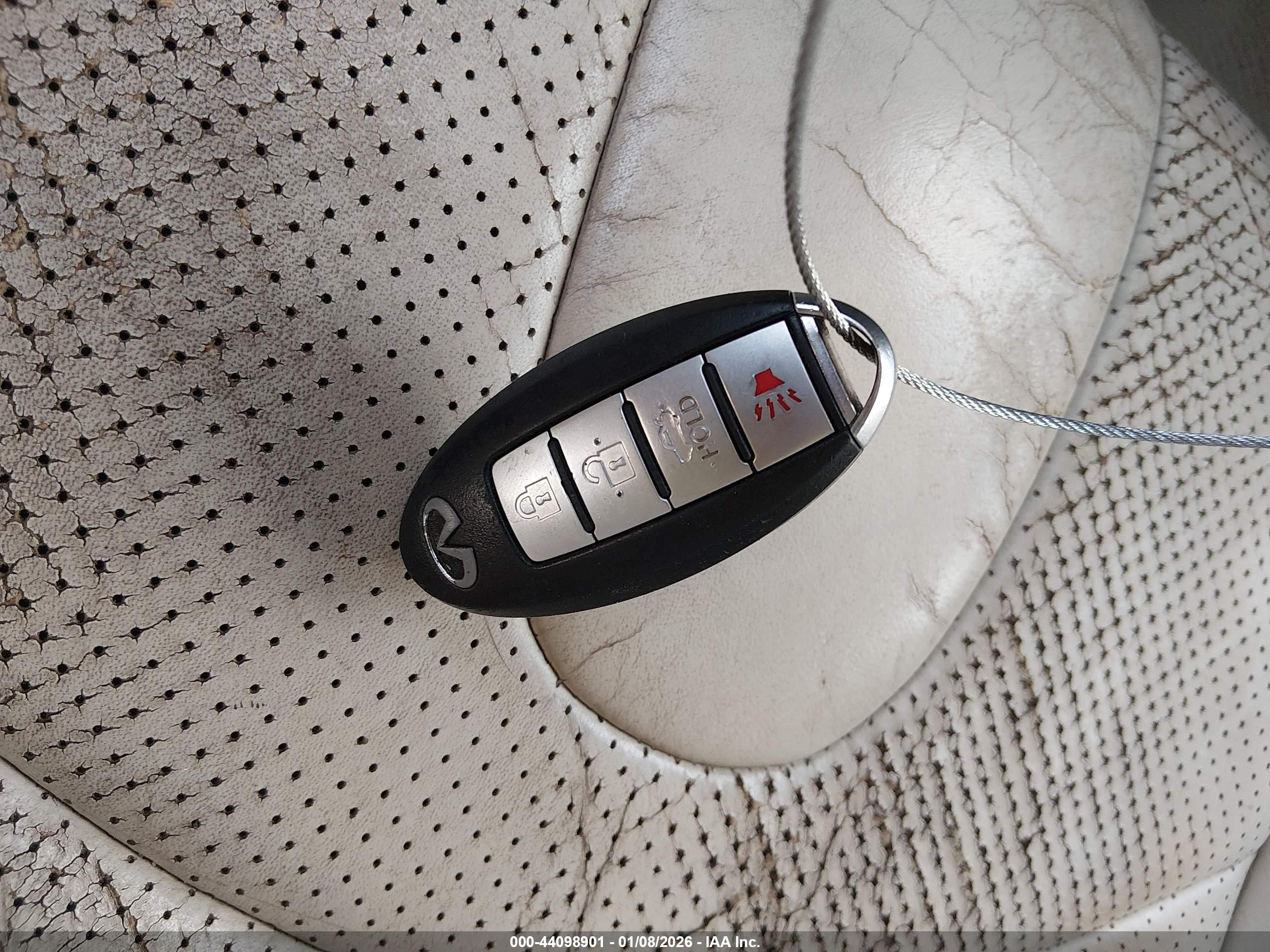 INFINITI G37 image 11