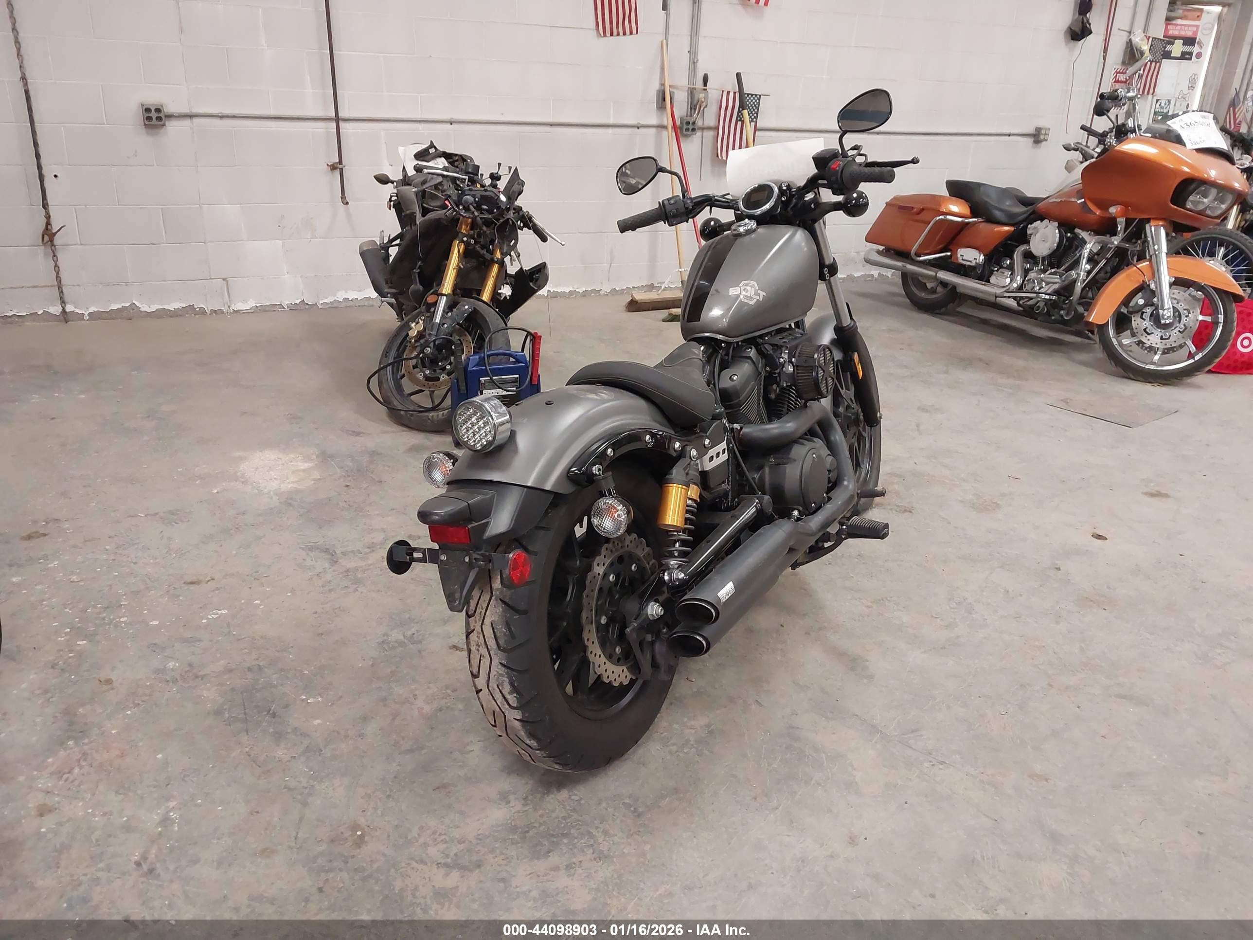 YAMAHA XVS950 image 4
