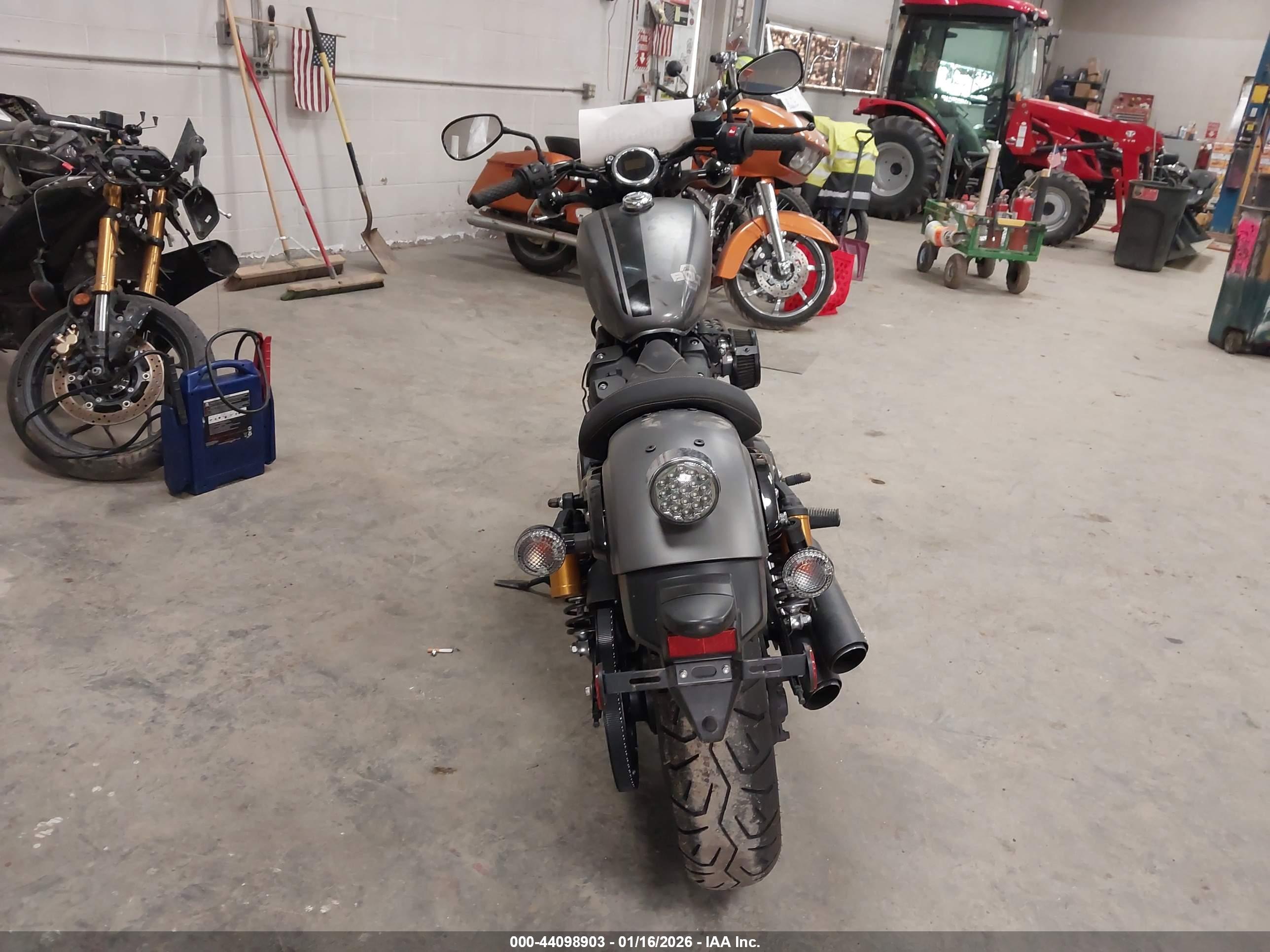 YAMAHA XVS950 image 6