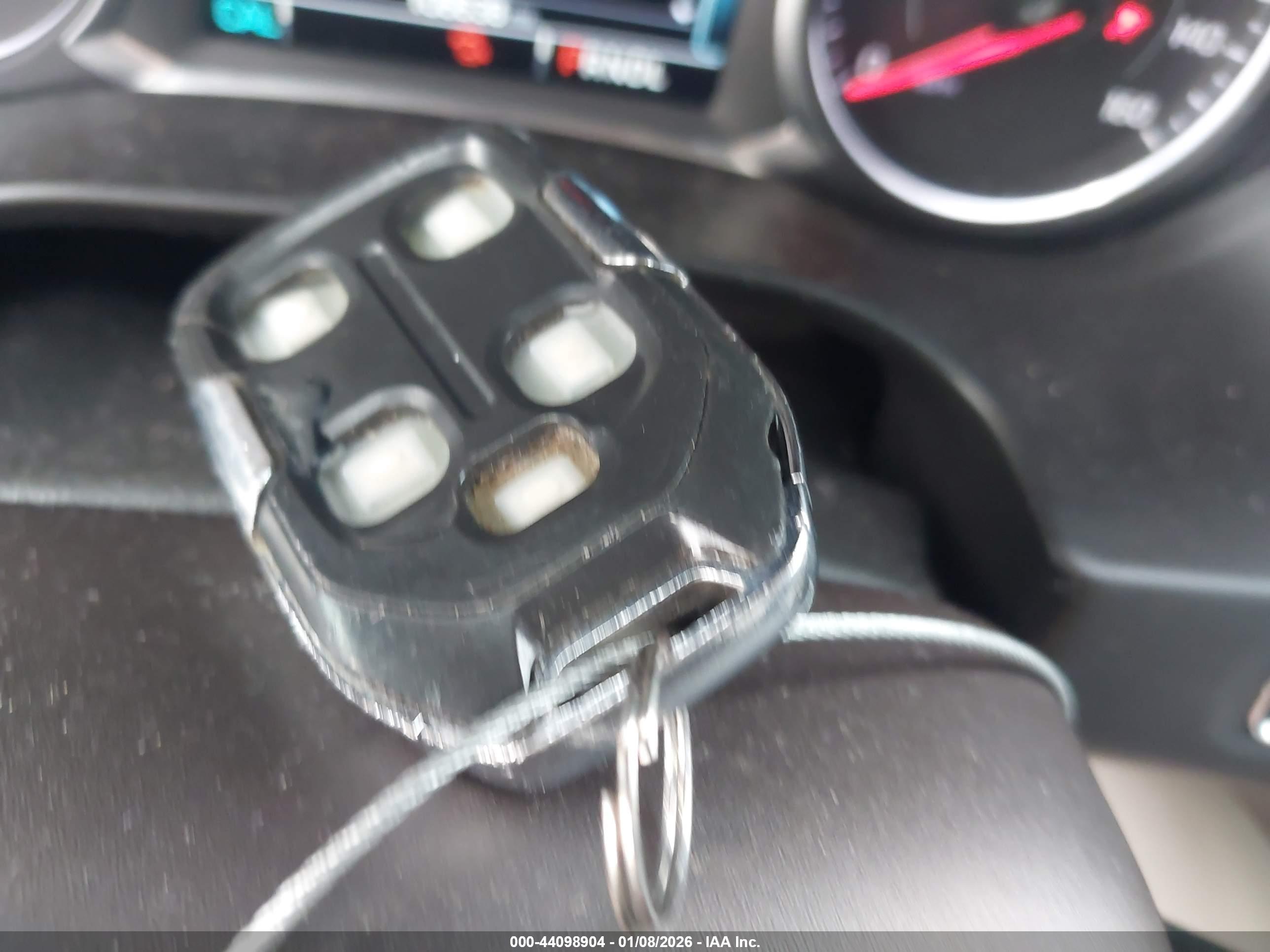GMC ACADIA image 11