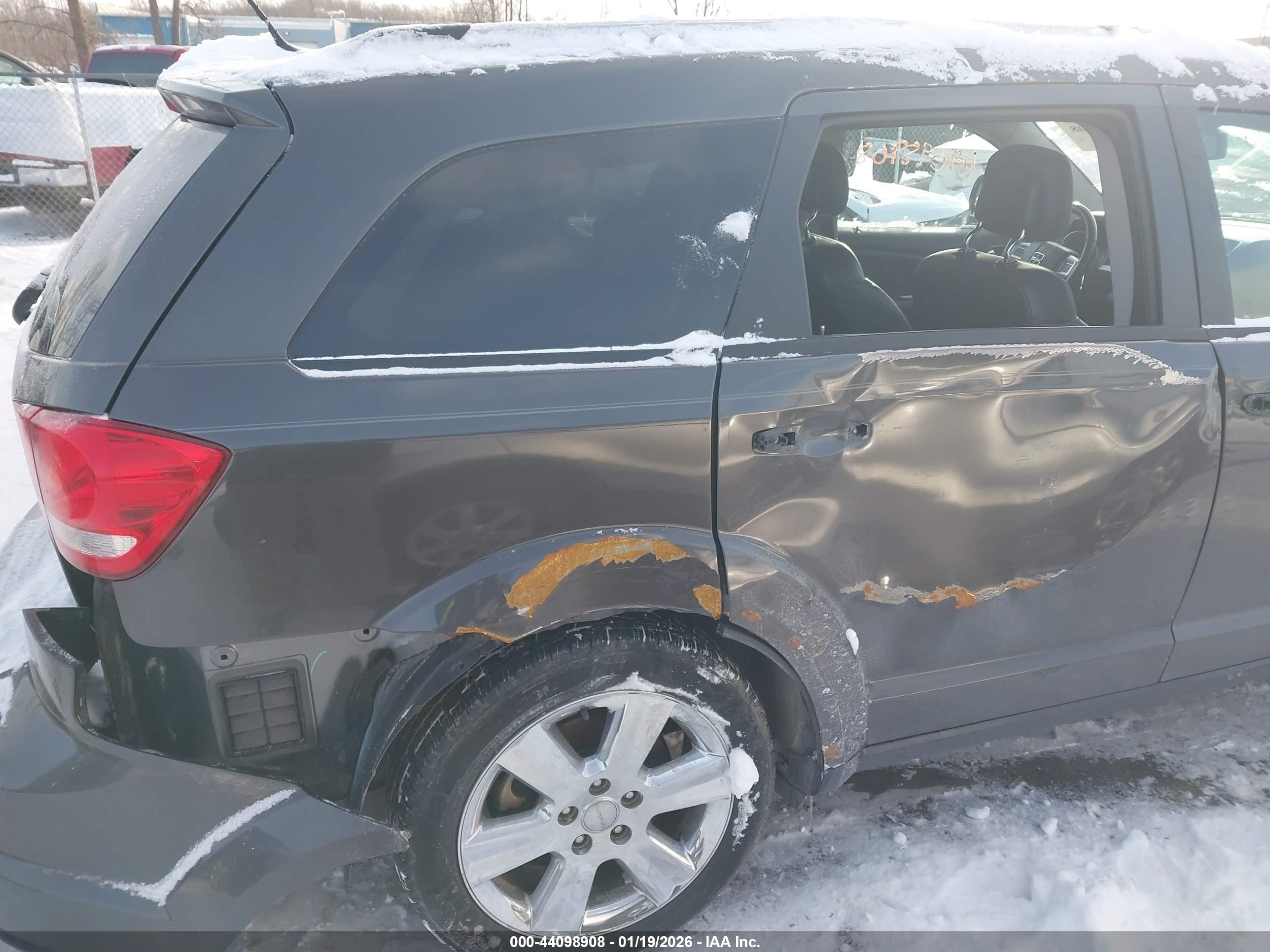DODGE JOURNEY image 6