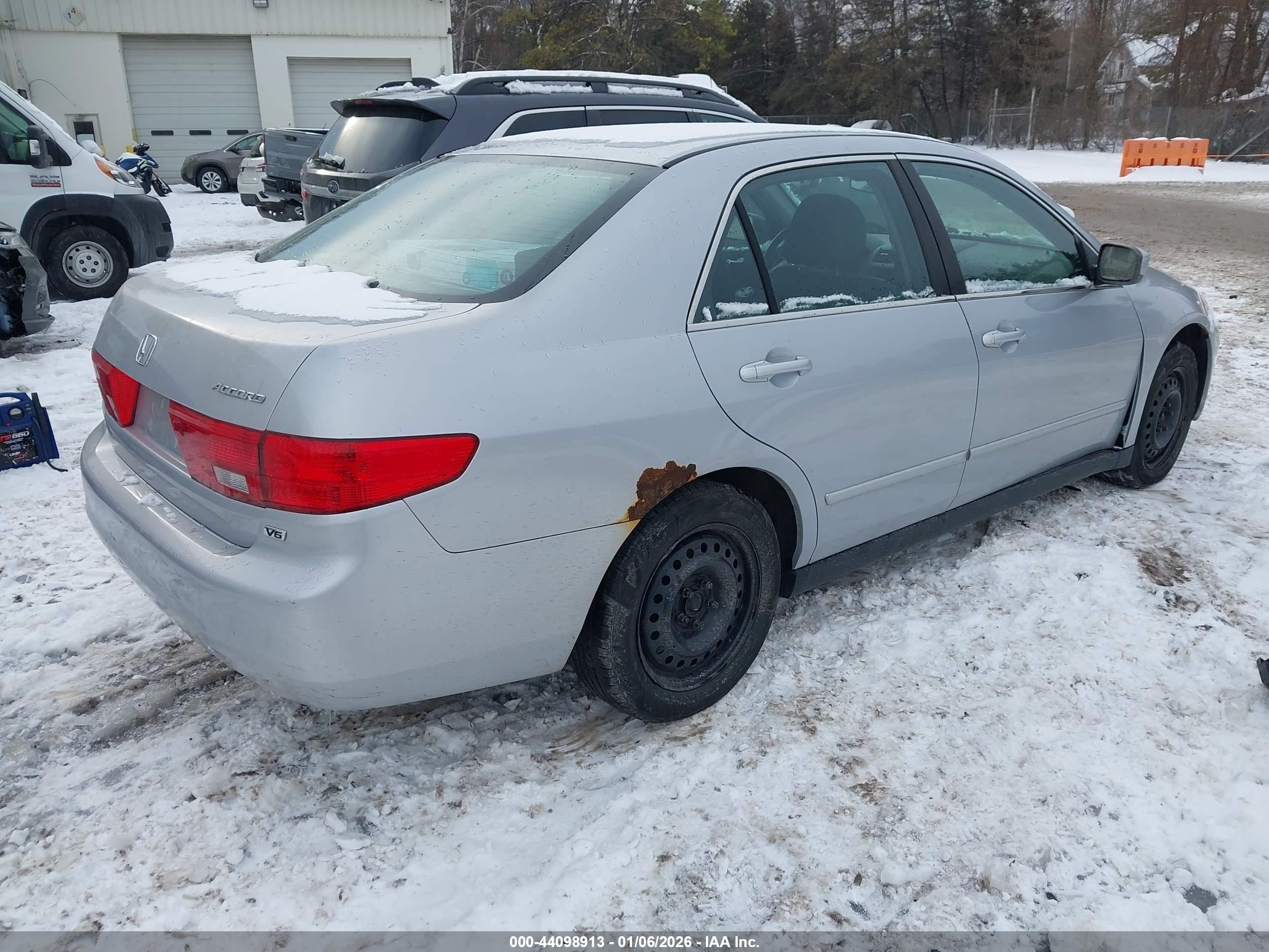 HONDA ACCORD image 4