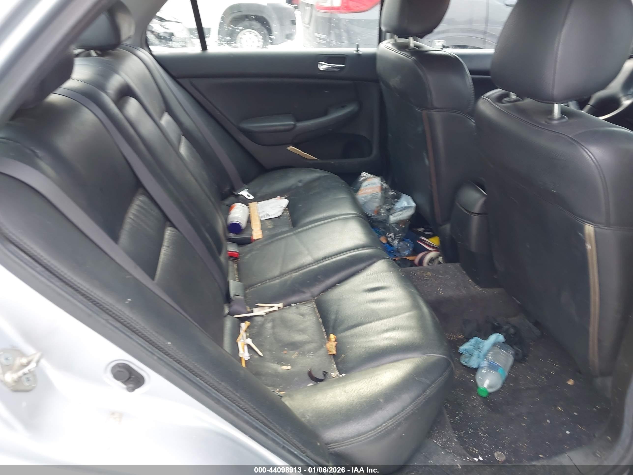 HONDA ACCORD image 8