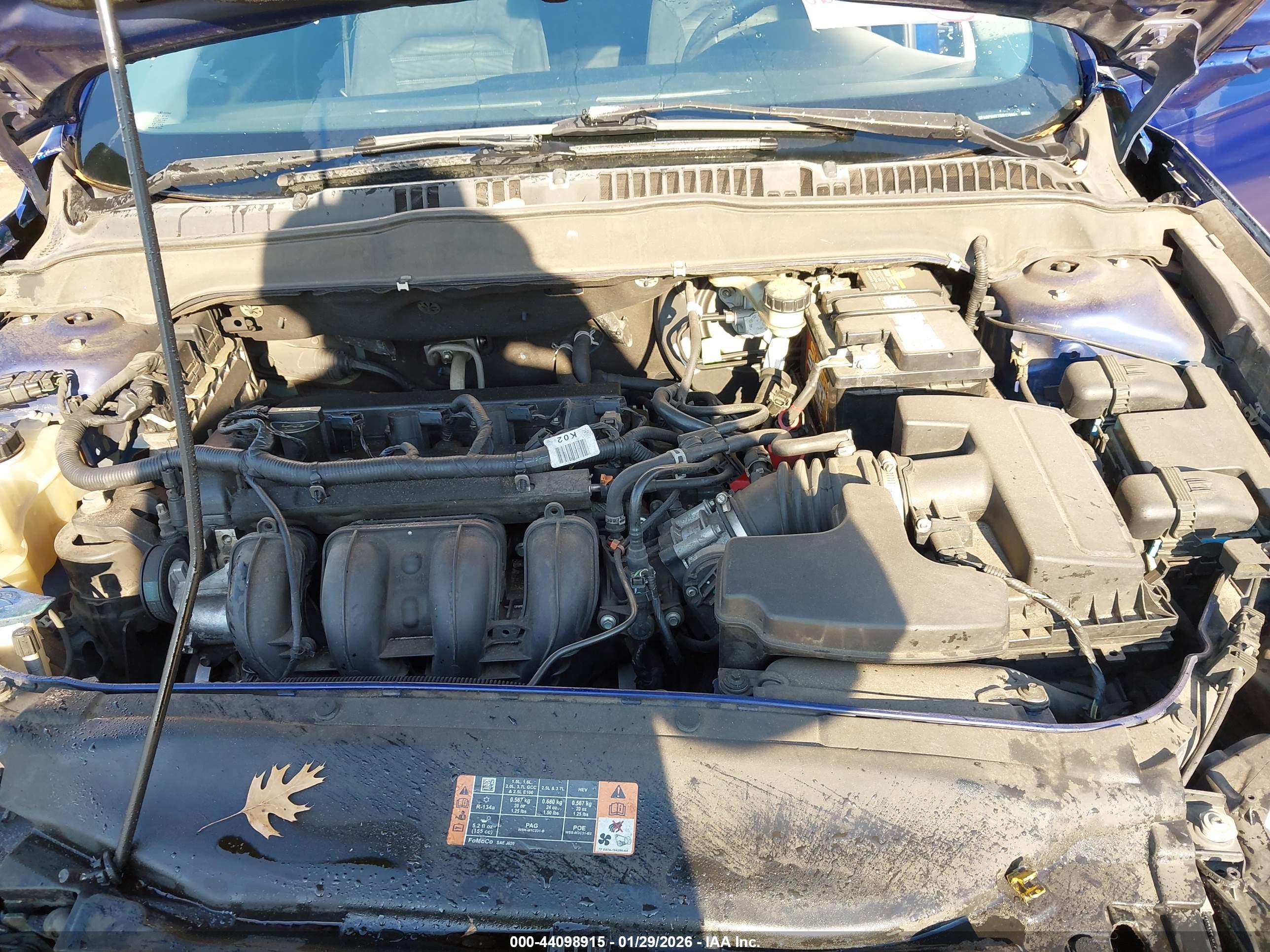 FORD FUSION image 10