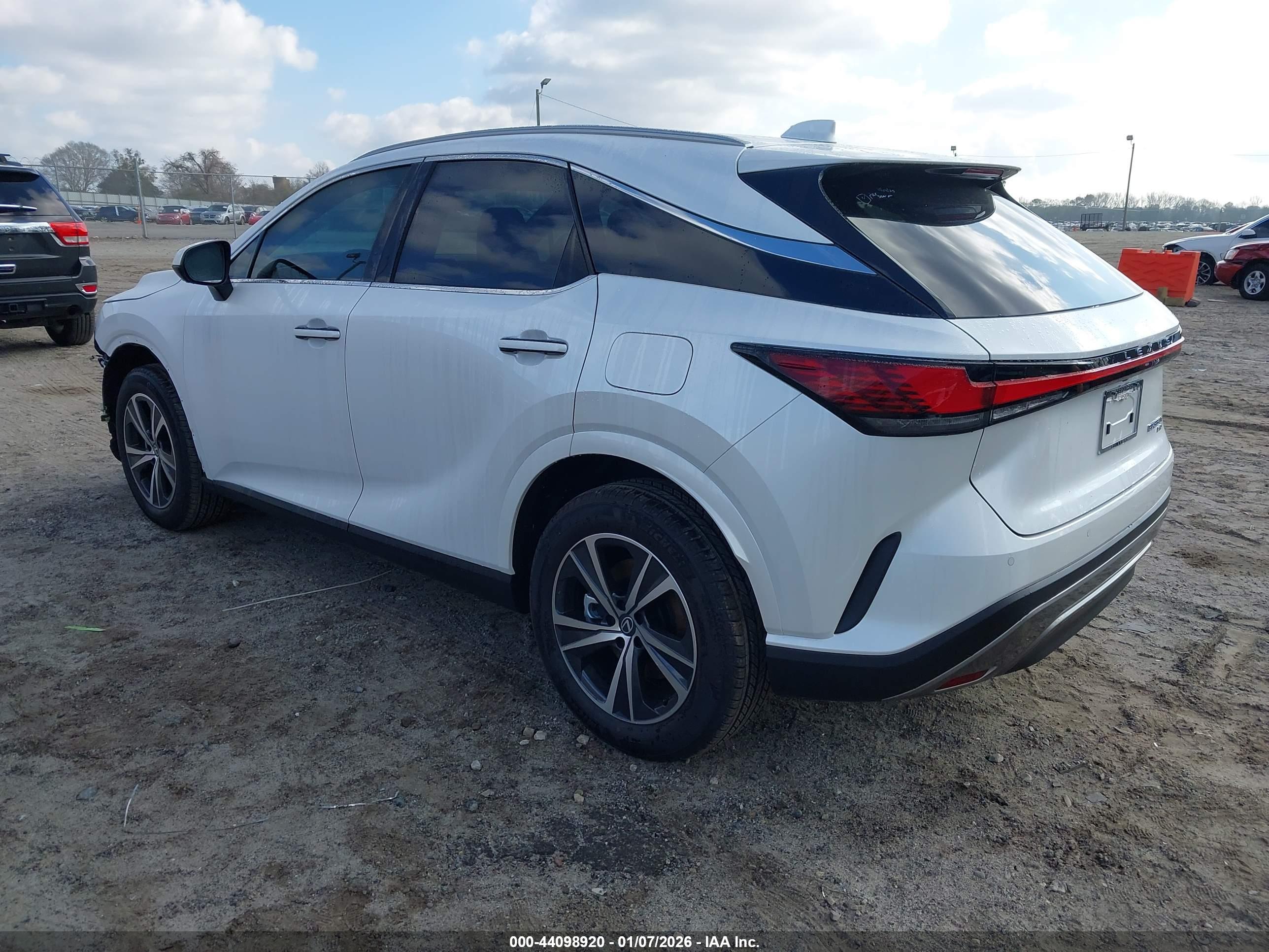 LEXUS RX image 3