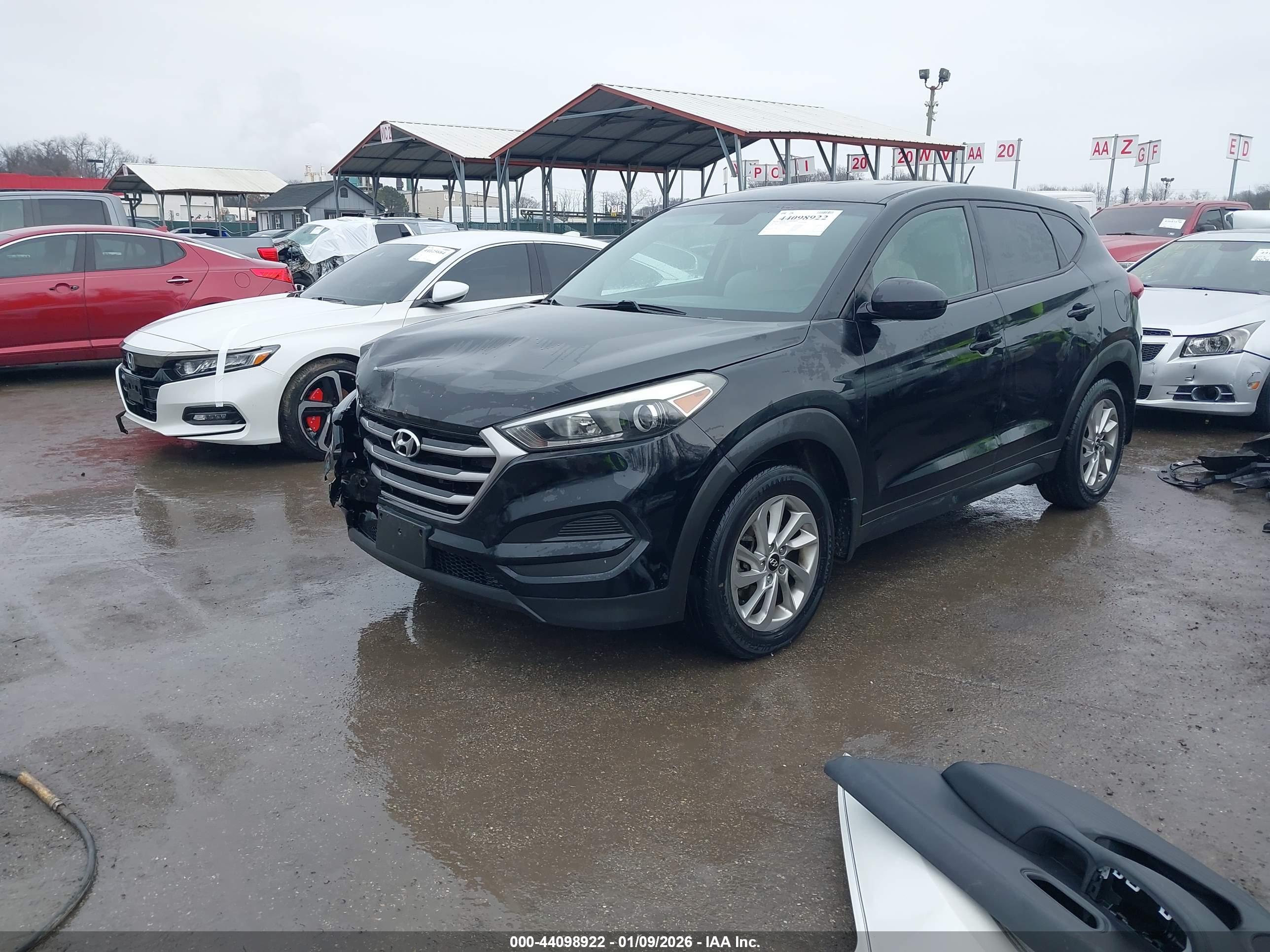 HYUNDAI TUCSON image 2