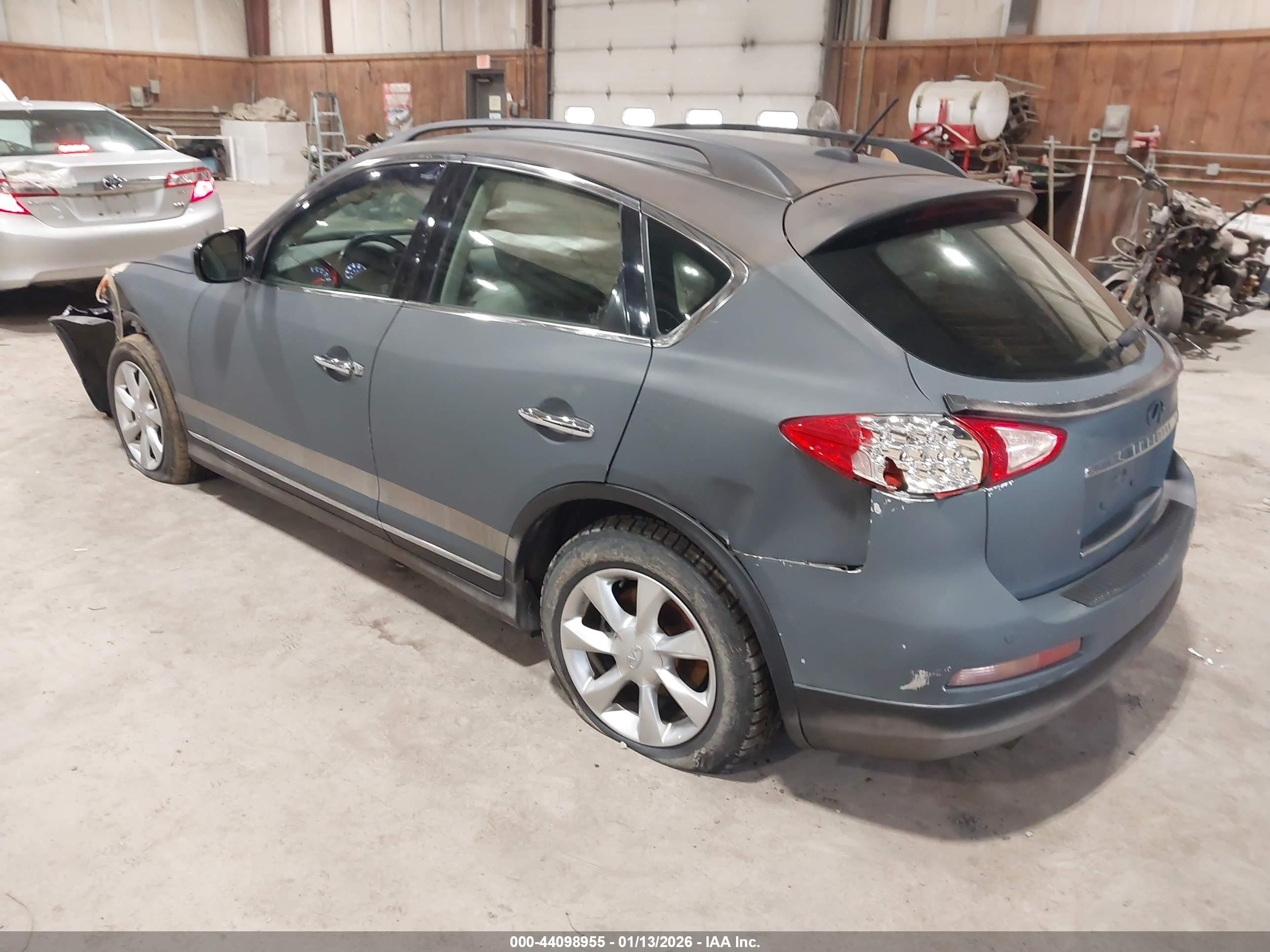 INFINITI EX35 image 3