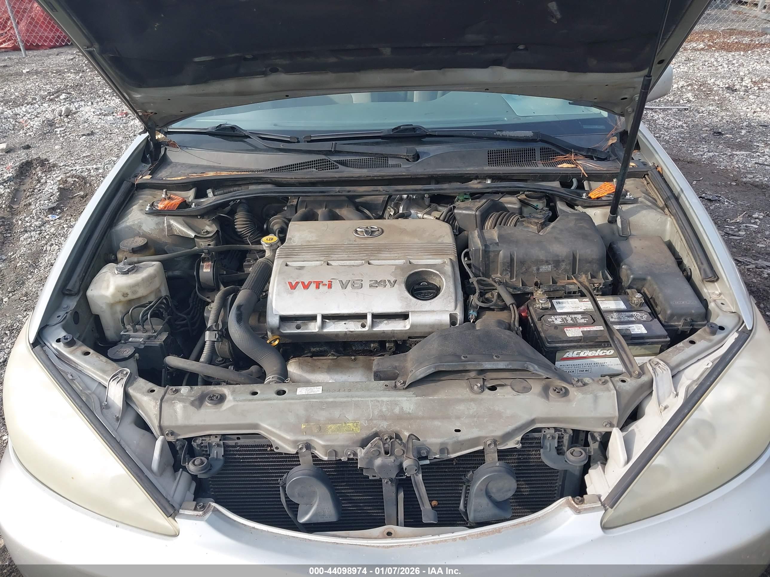 TOYOTA CAMRY image 10