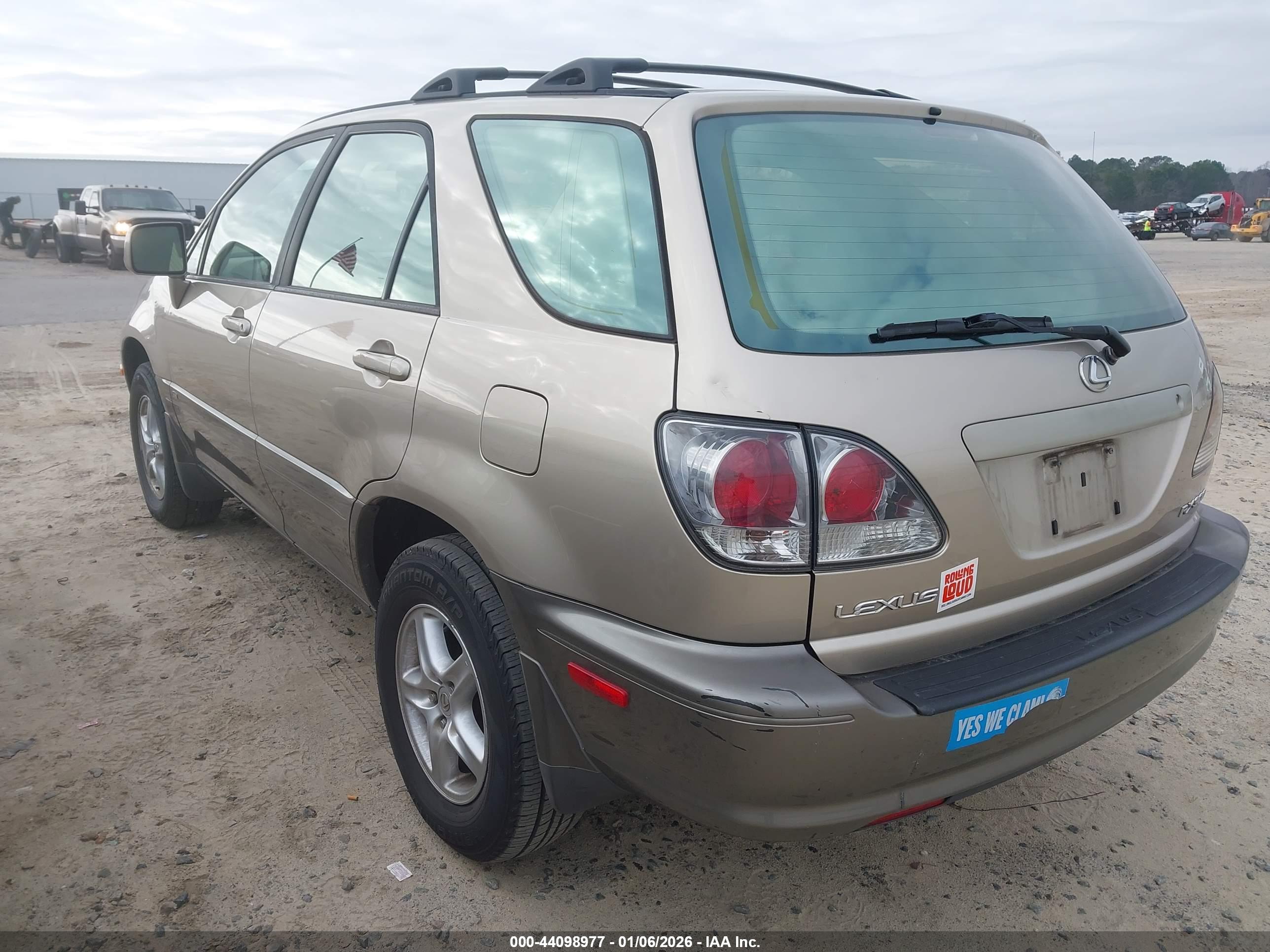 LEXUS RX image 3