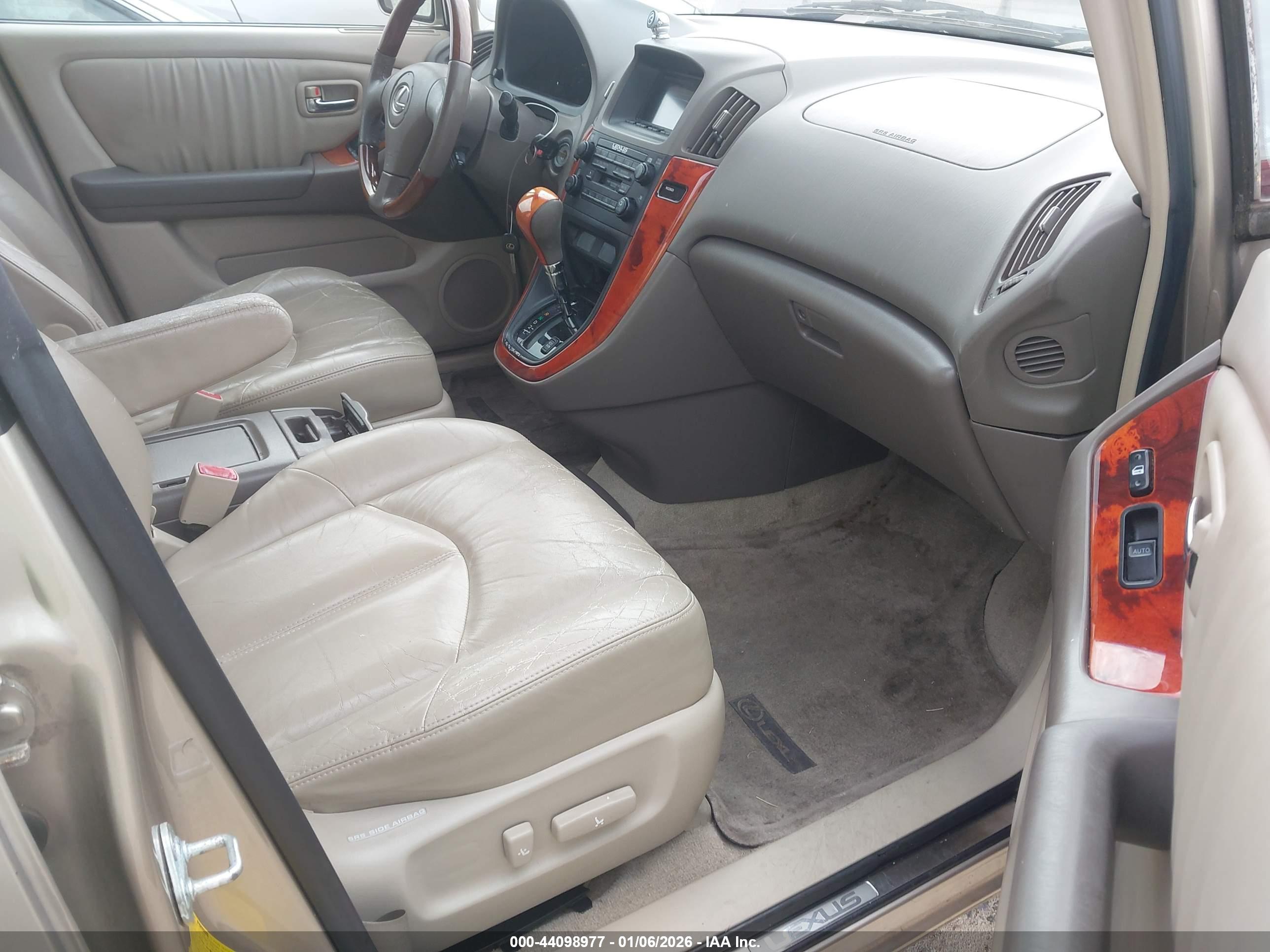 LEXUS RX image 5