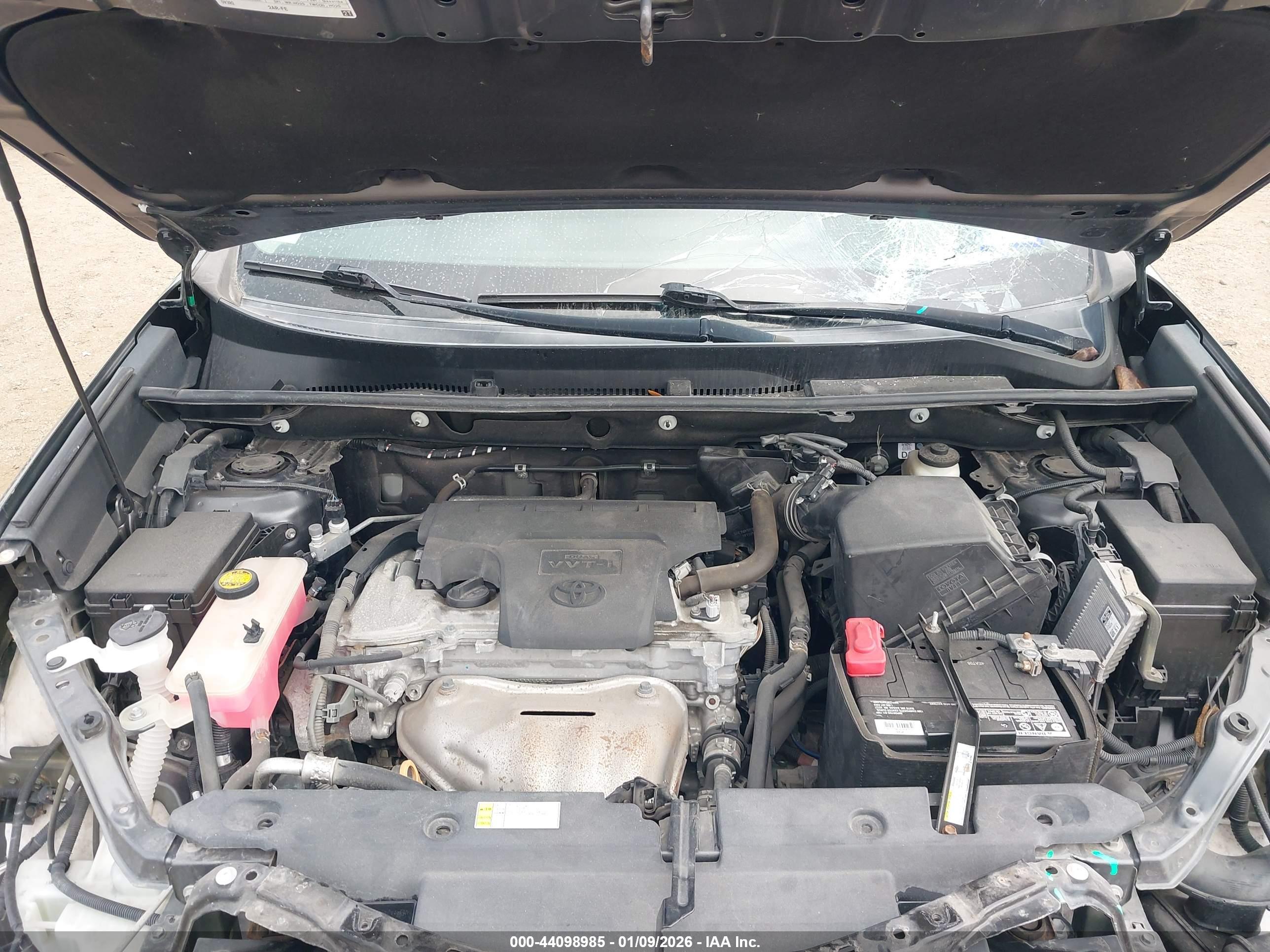 TOYOTA RAV4 image 10
