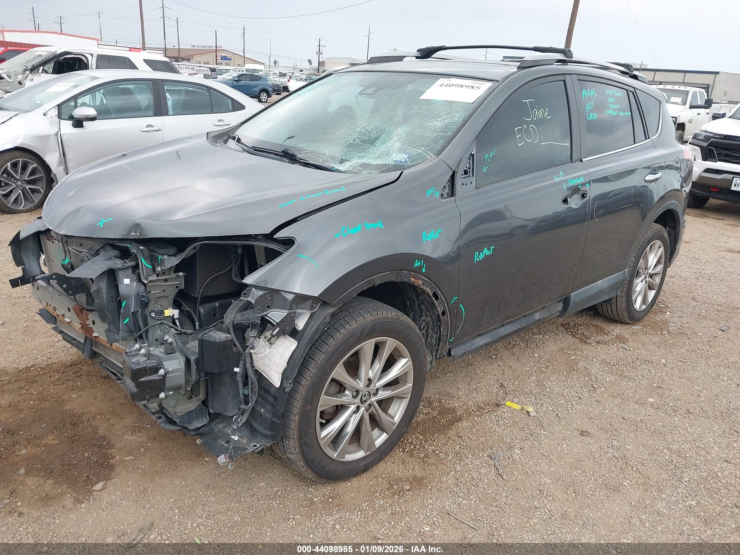 TOYOTA RAV4 image 2