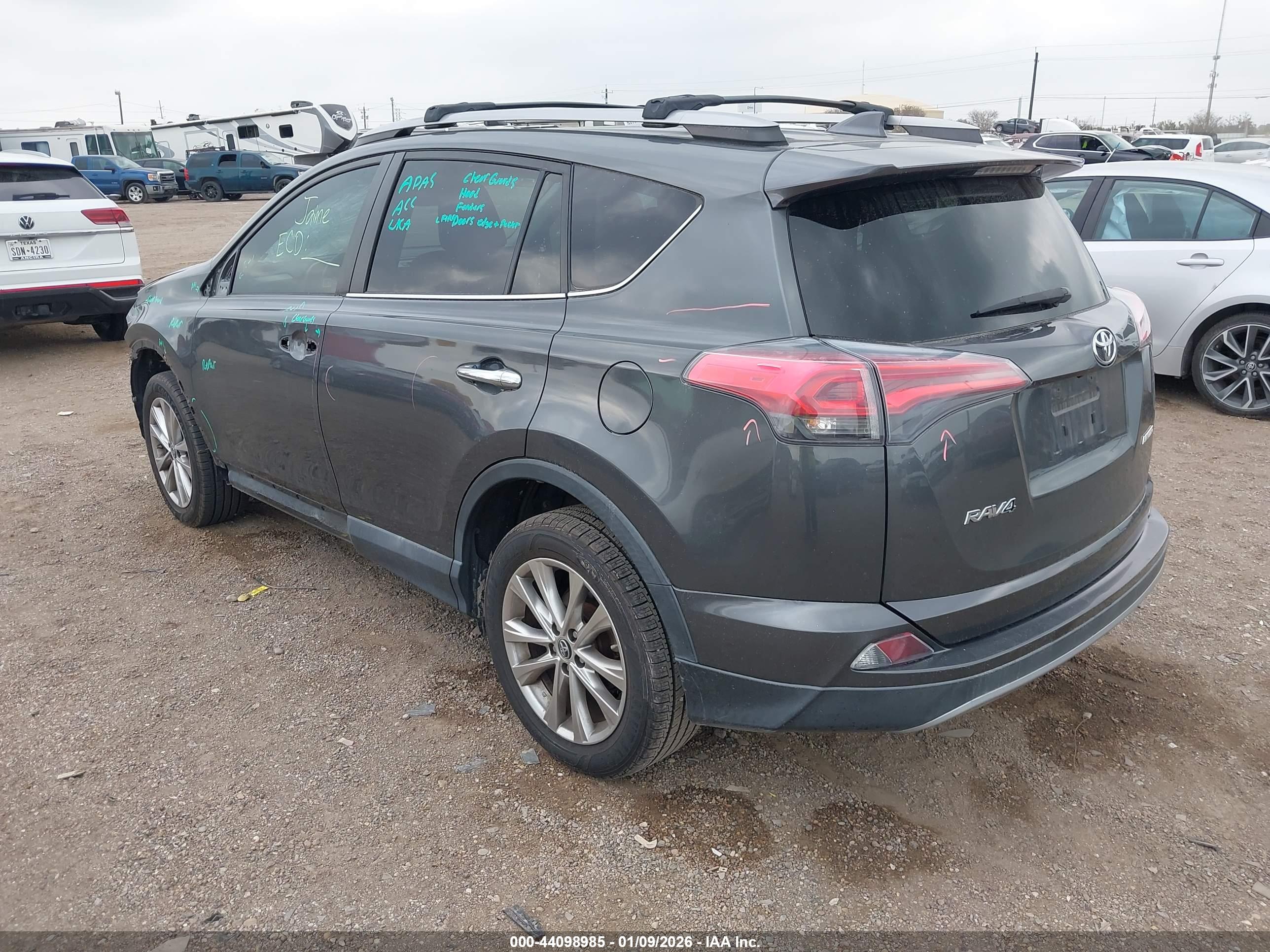 TOYOTA RAV4 image 3