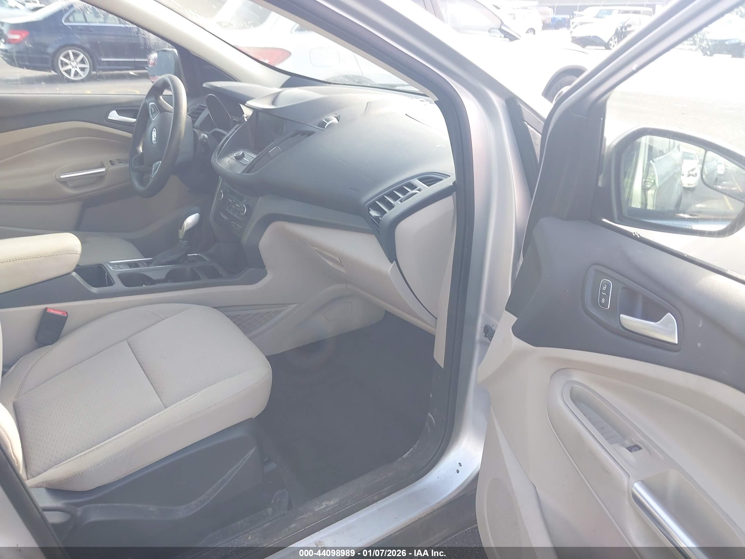 FORD ESCAPE image 5