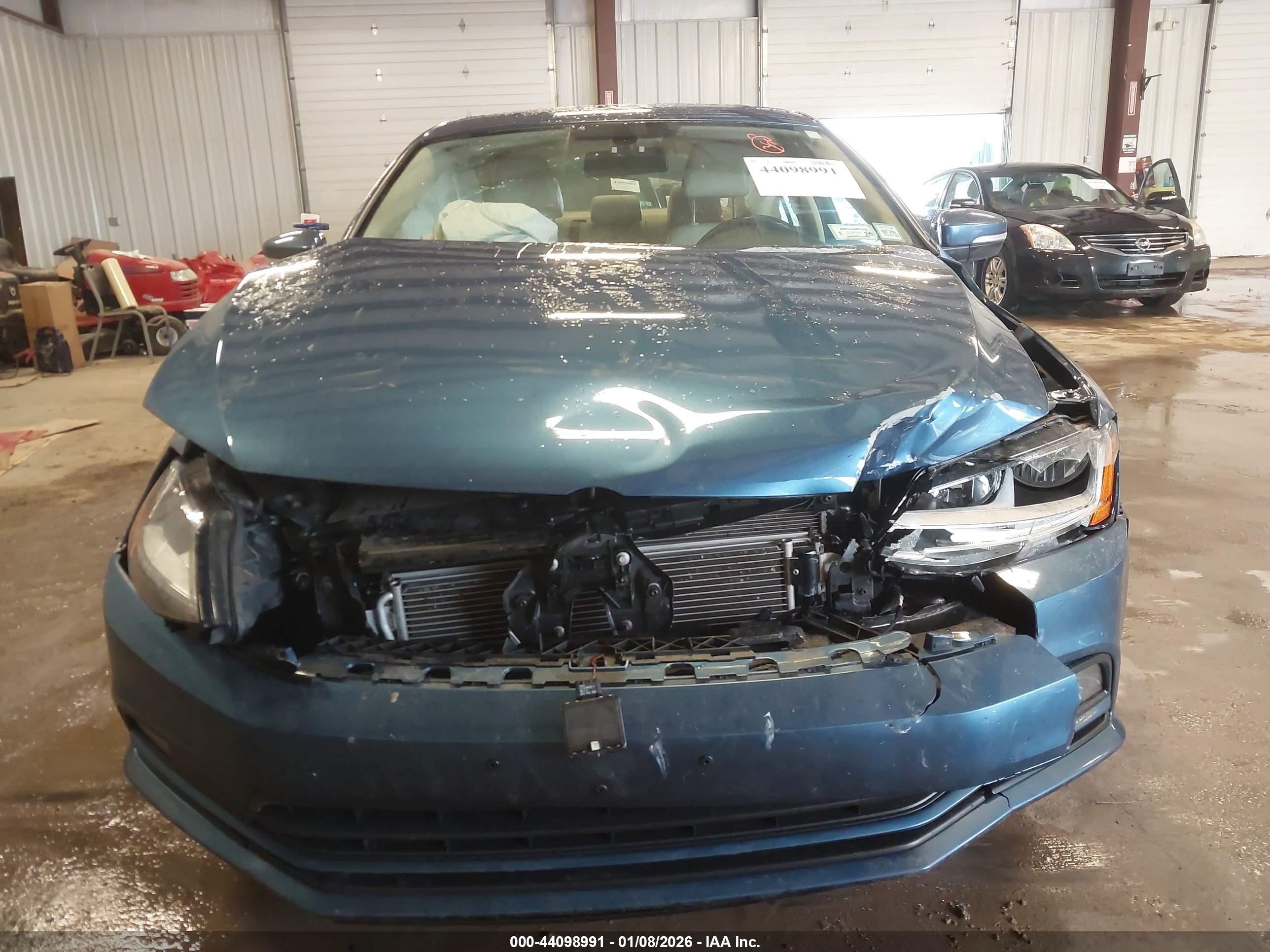 VOLKSWAGEN JETTA image 6