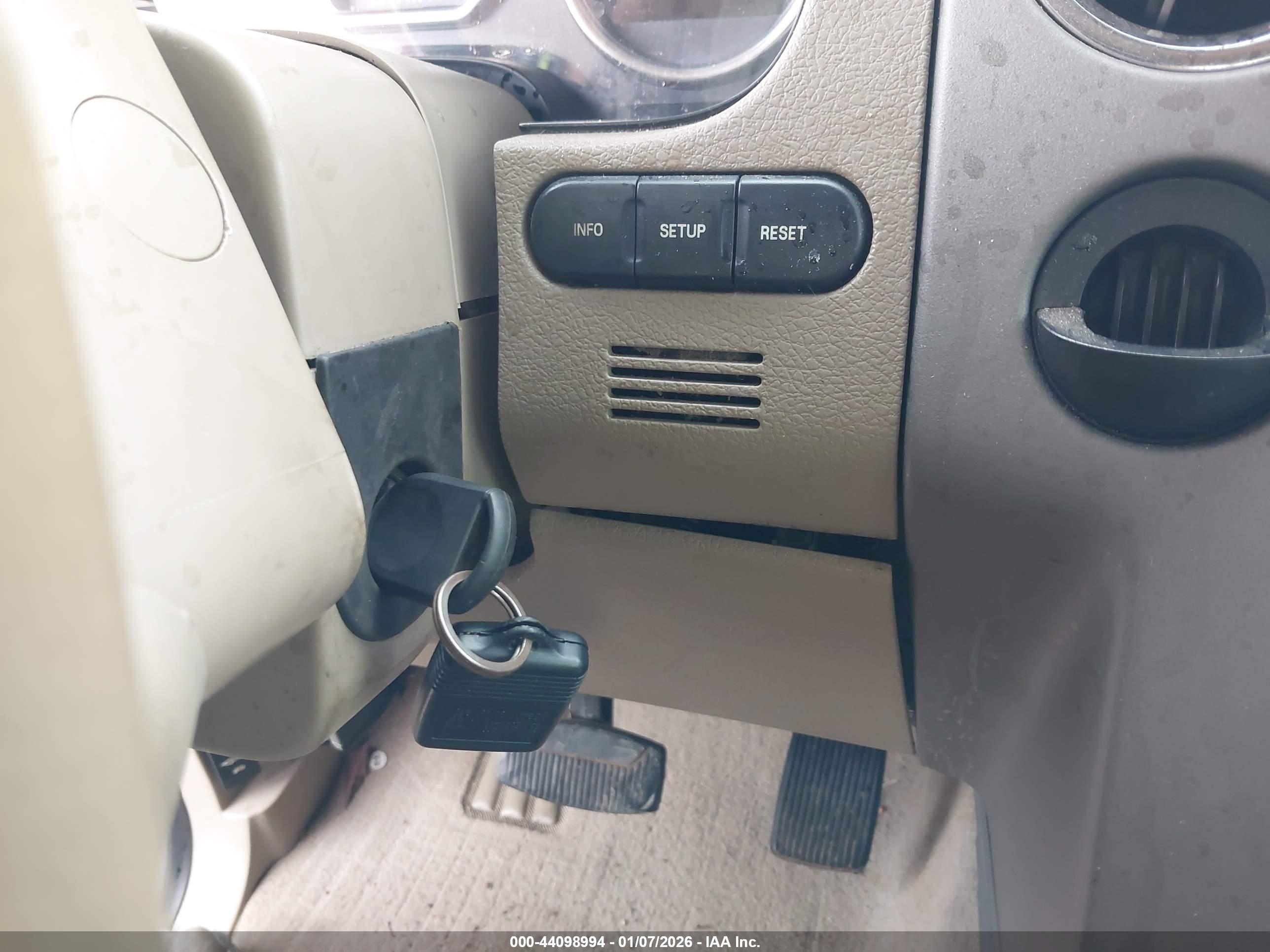 FORD F-150 image 11
