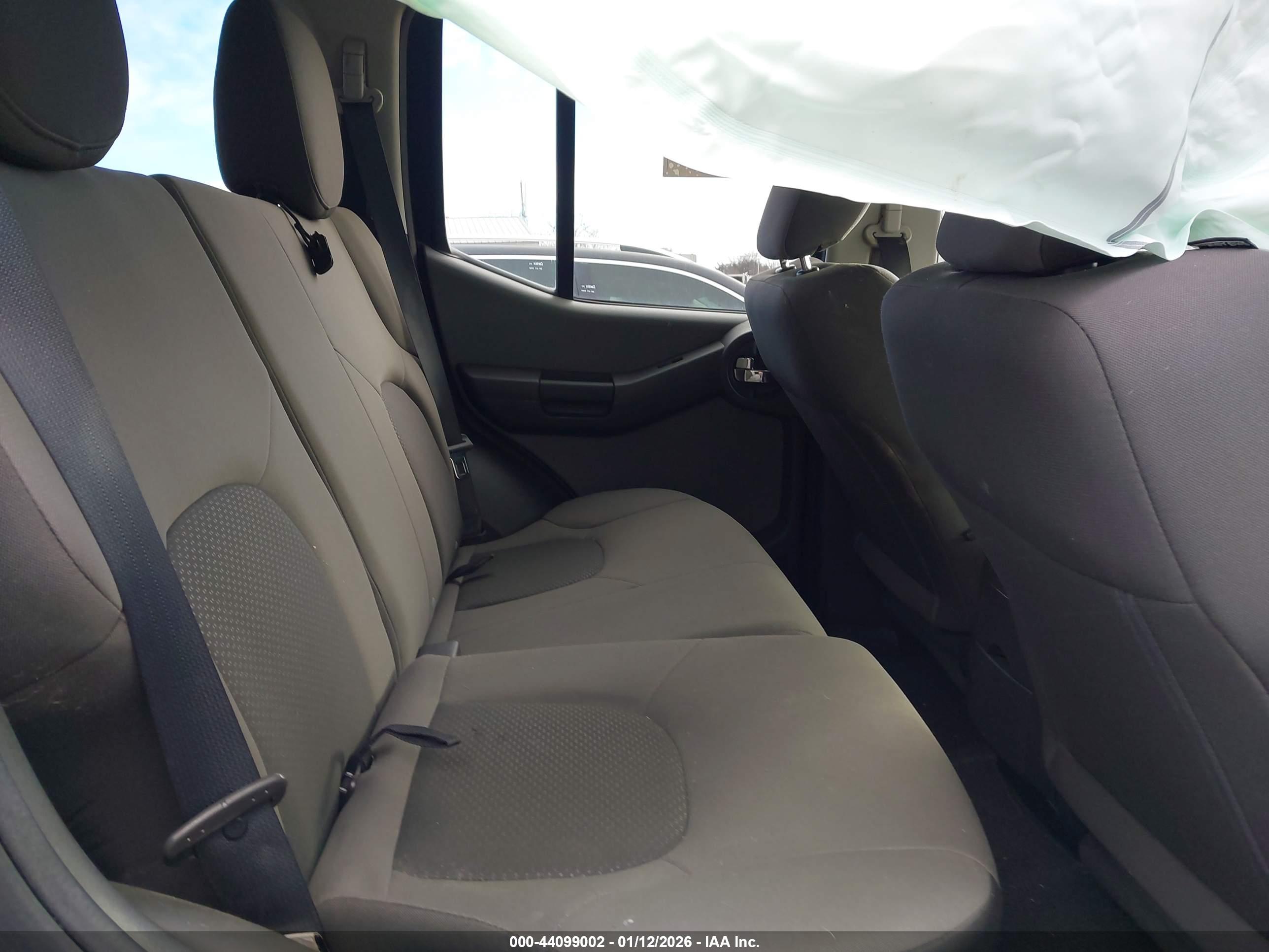 NISSAN XTERRA image 8