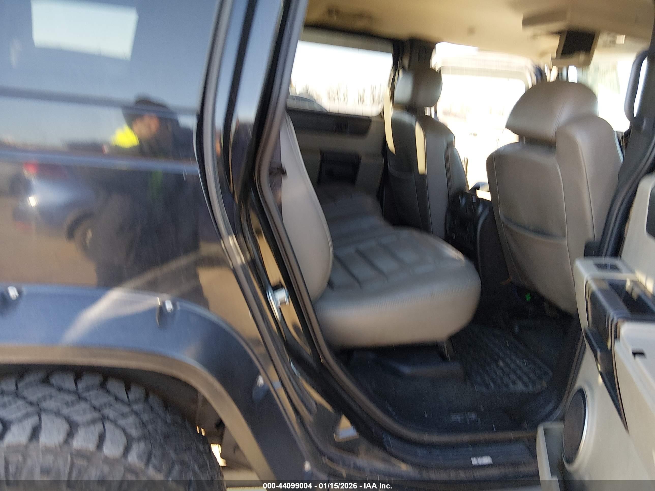 HUMMER H2 image 8