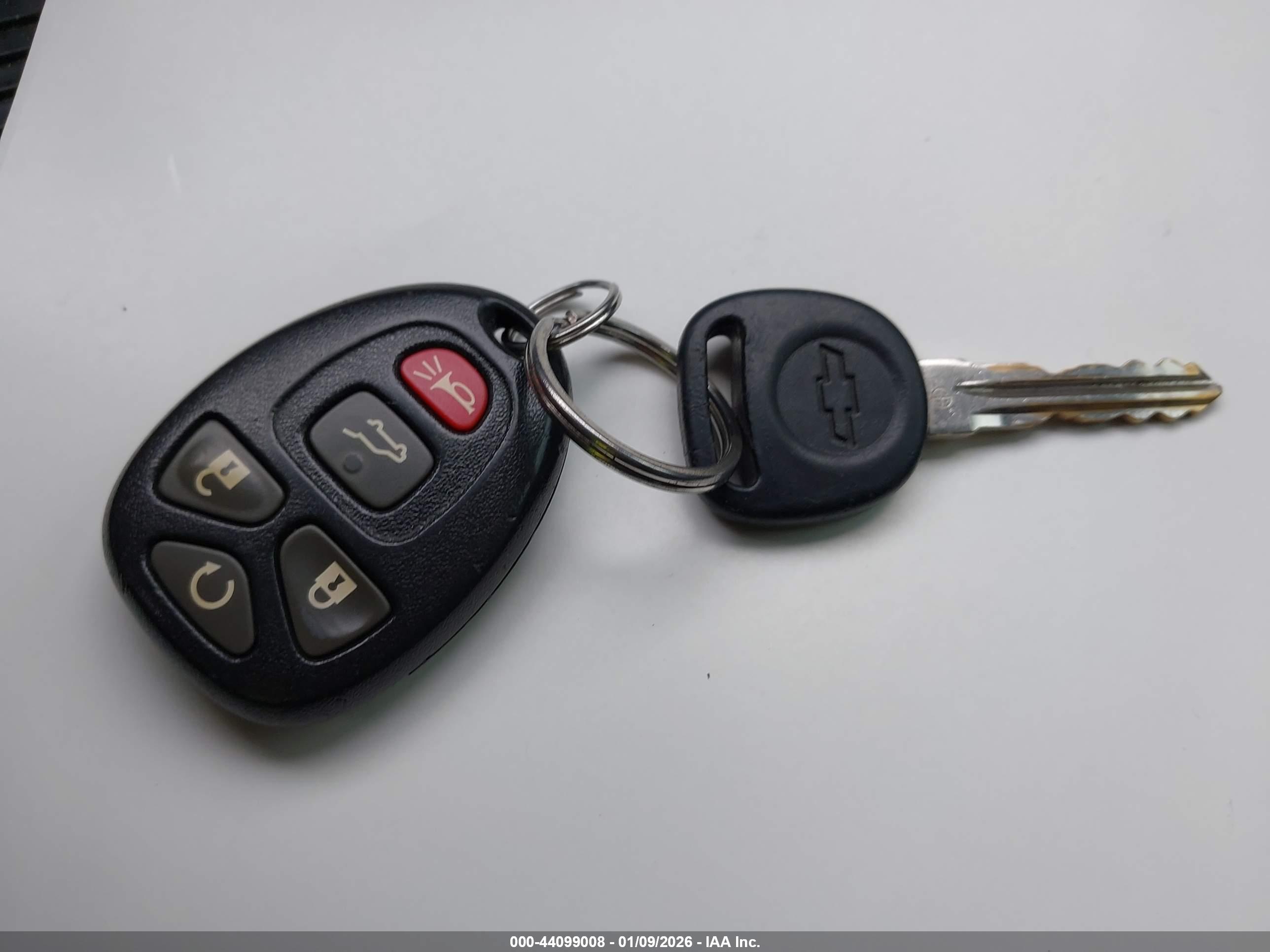 CHEVROLET TRAVERSE image 11