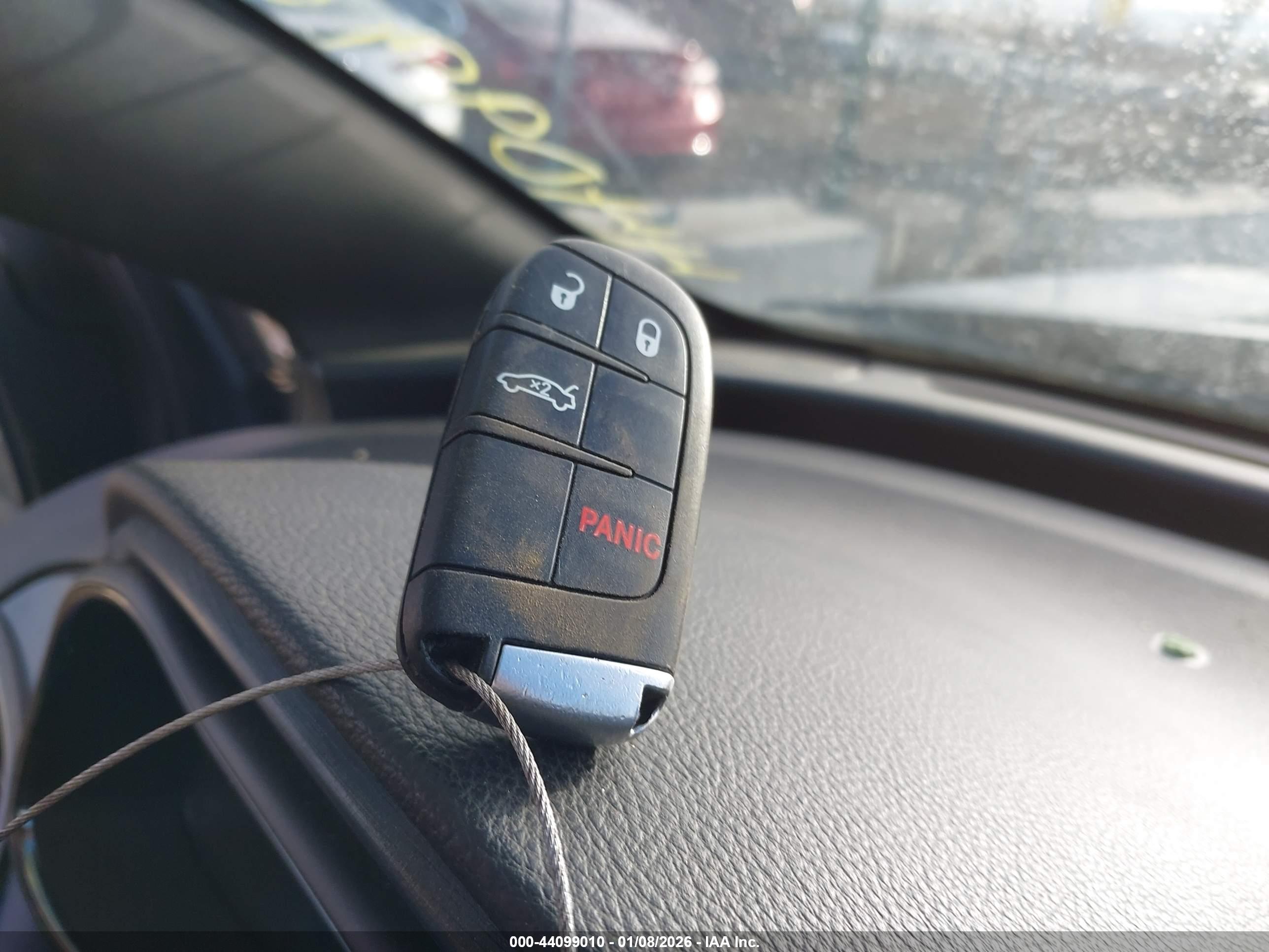 CHRYSLER 200 image 11