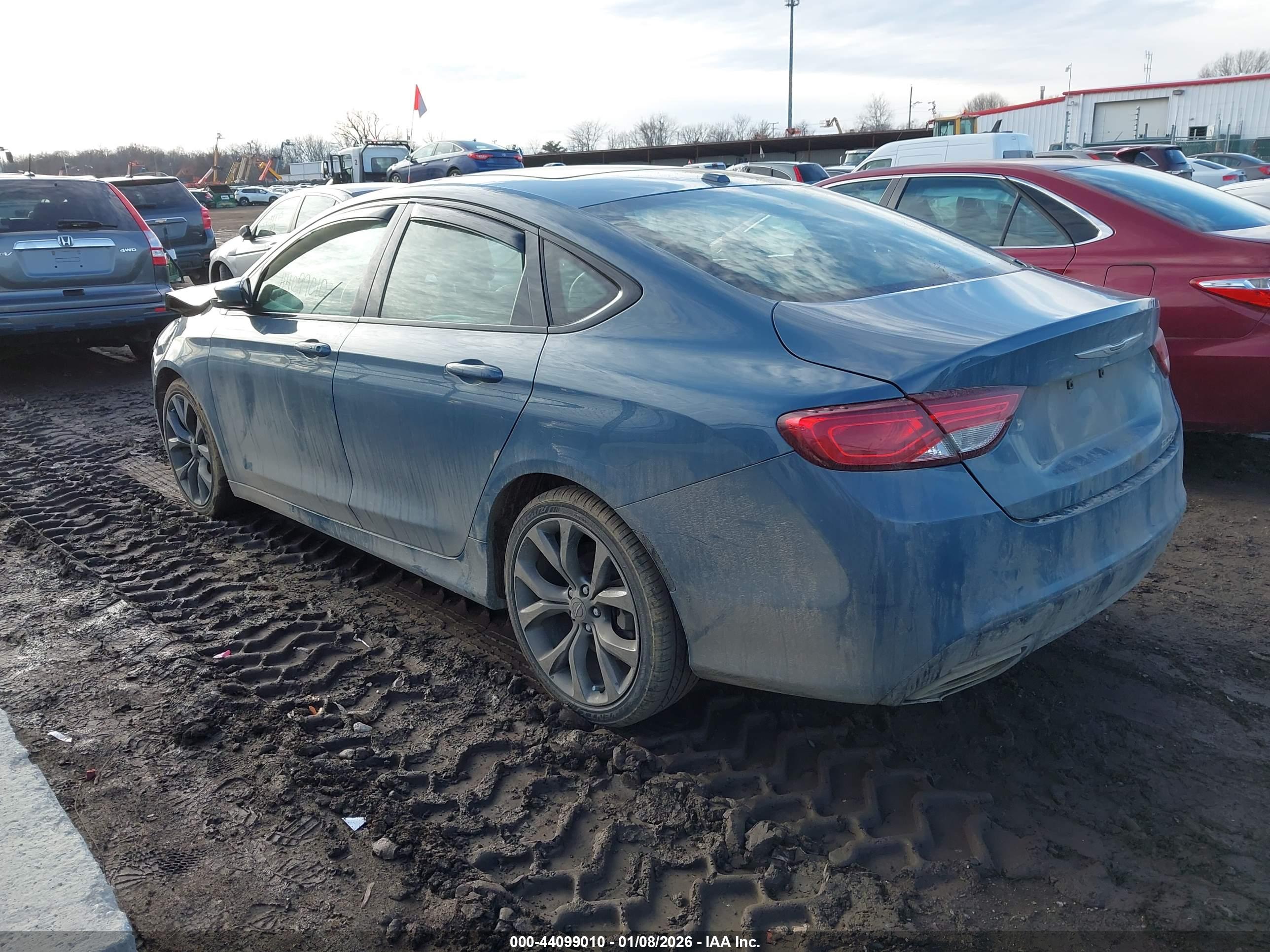CHRYSLER 200 image 3
