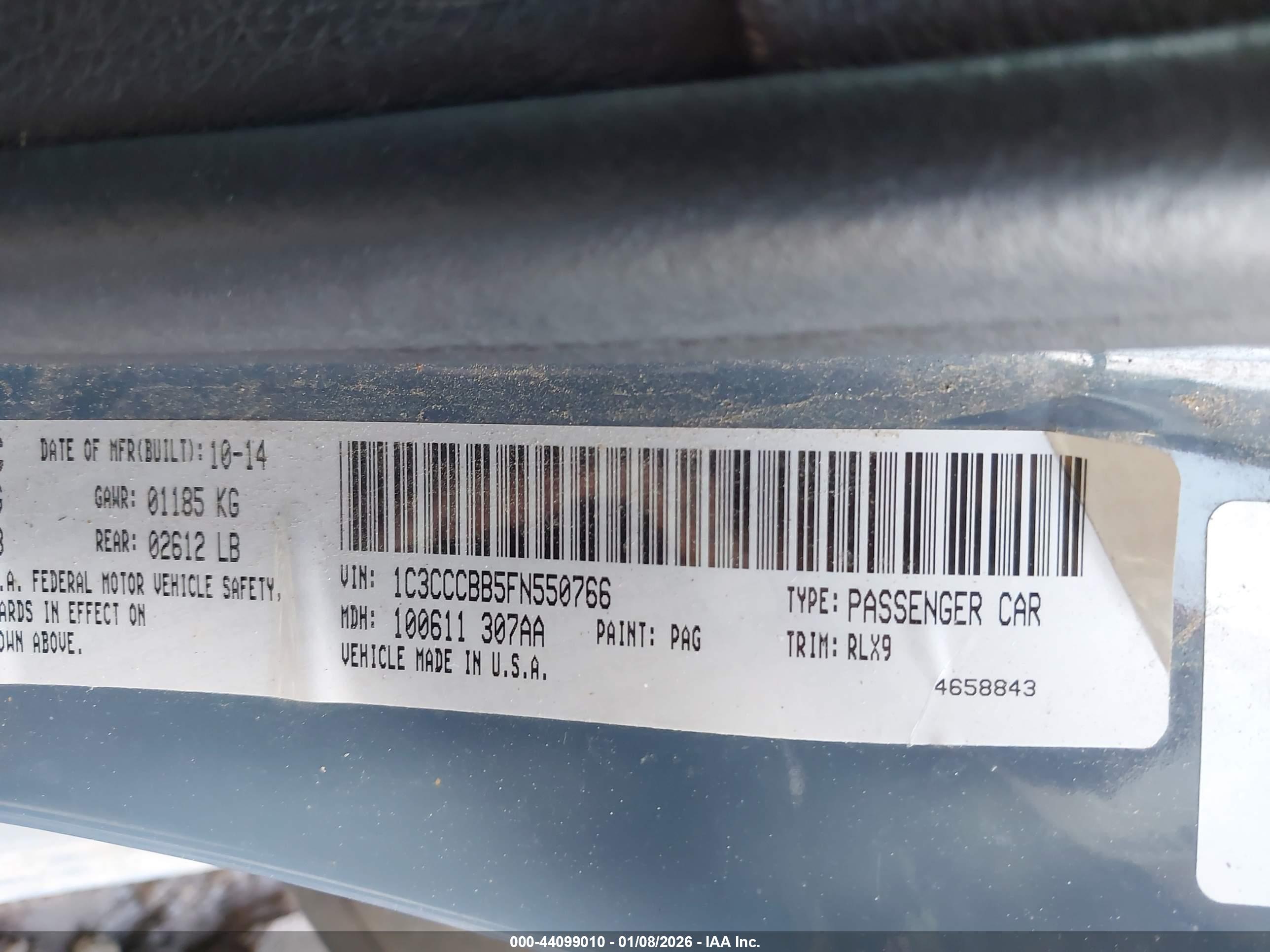CHRYSLER 200 image 9