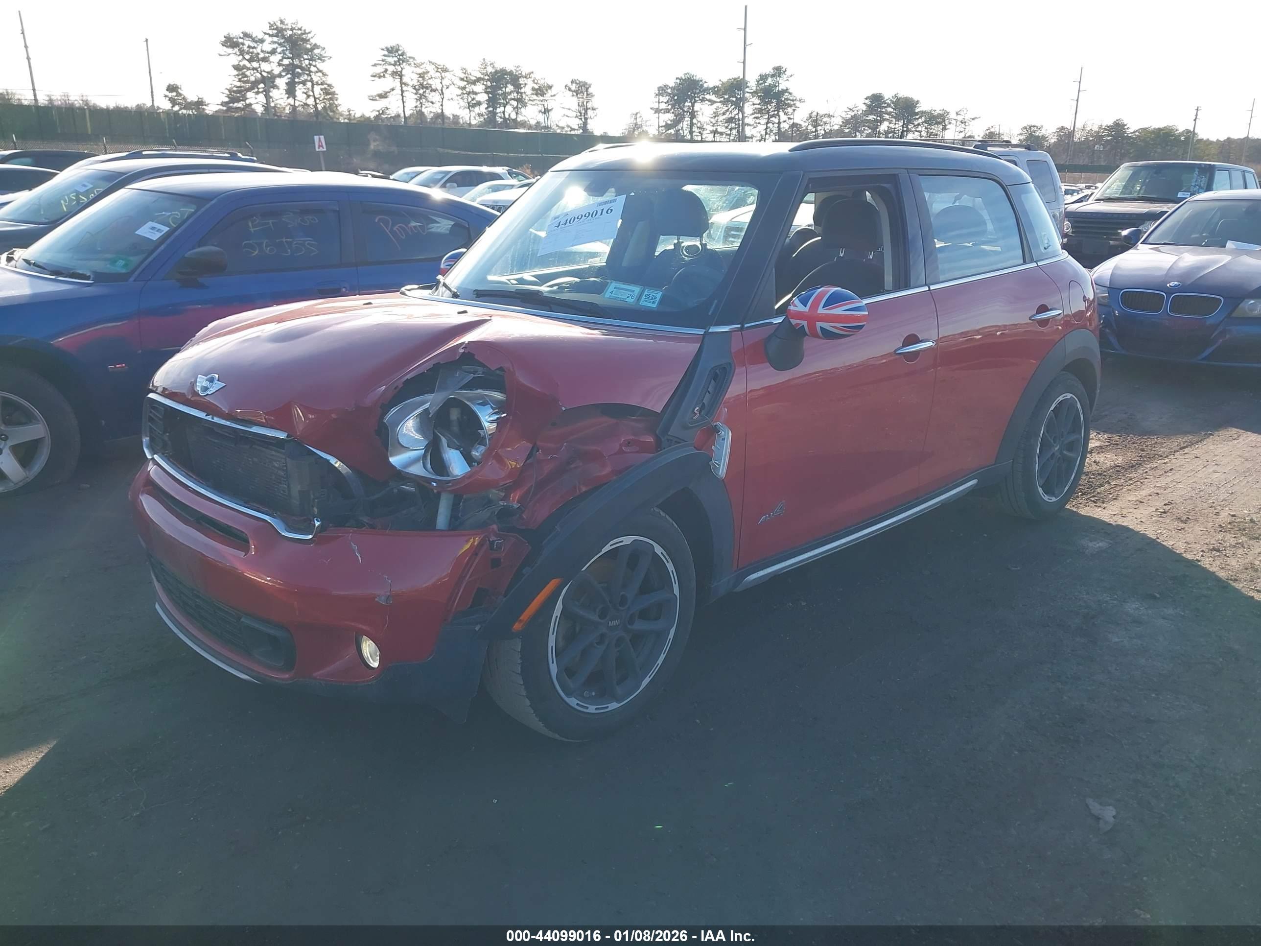 MINI COUNTRYMAN image 2