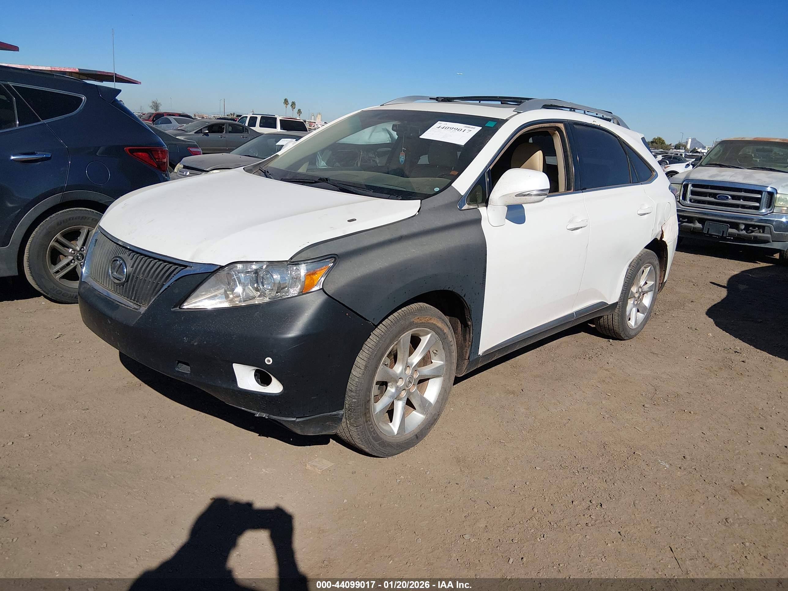 LEXUS RX image 2