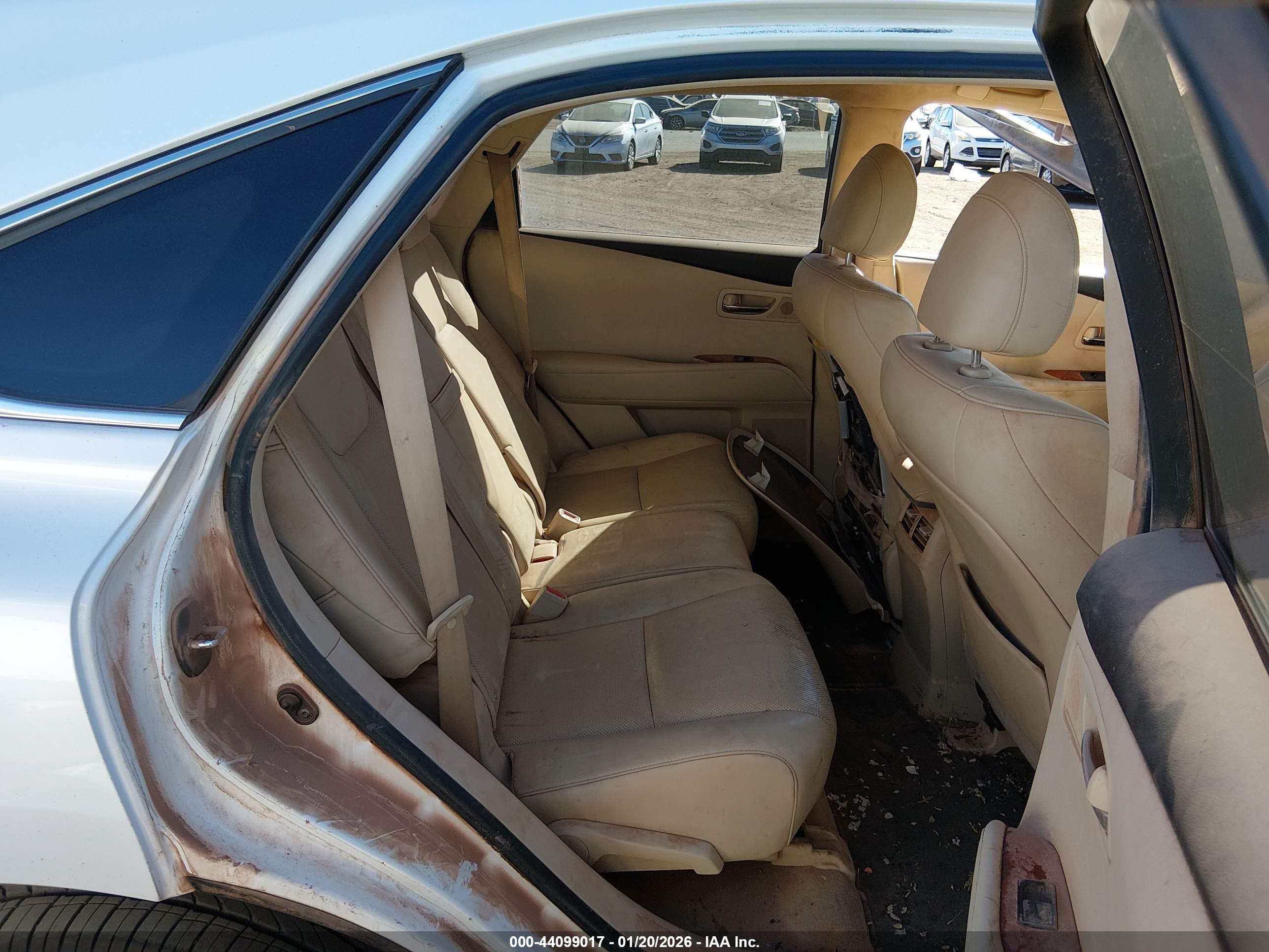 LEXUS RX image 8