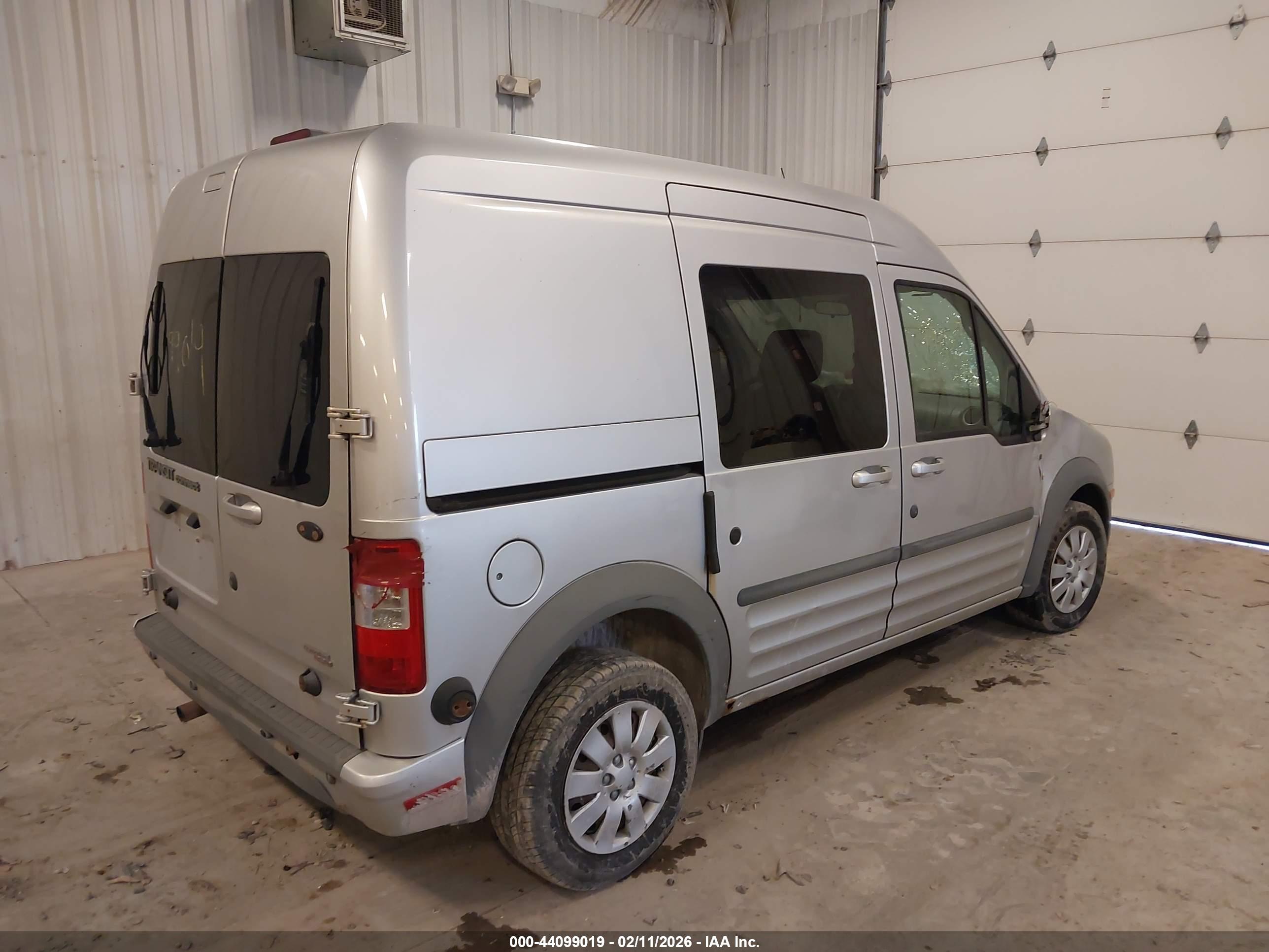 FORD TRANSIT image 4