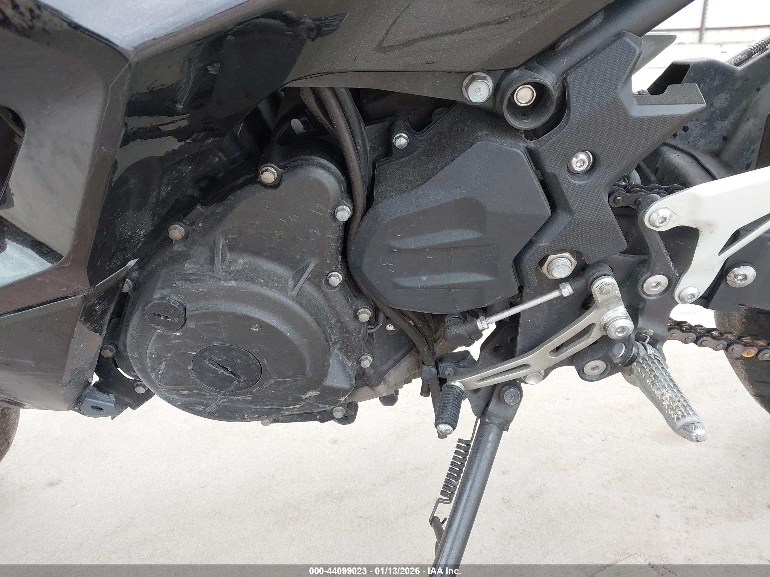 KAWASAKI EX500 image 9