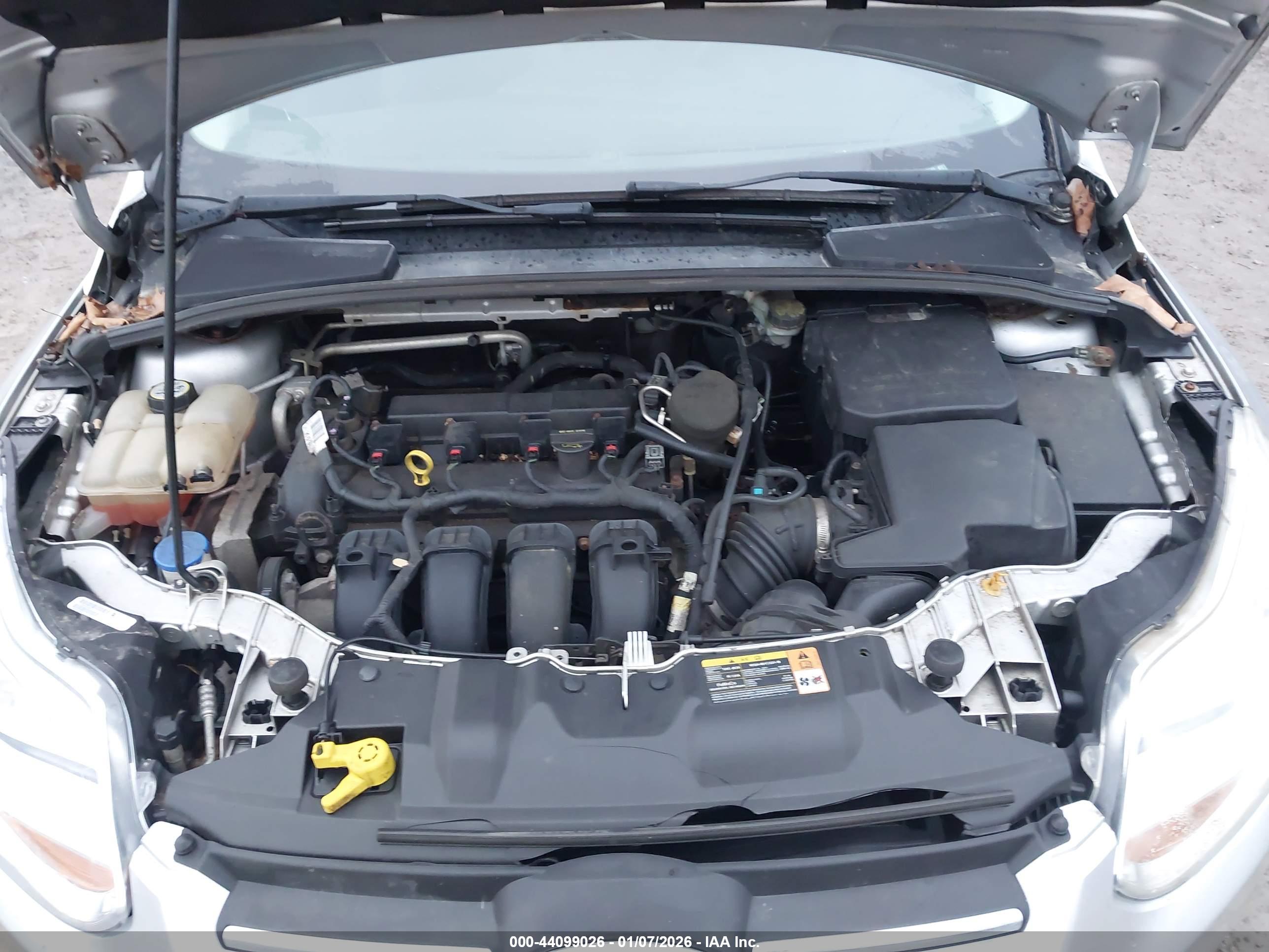 FORD FOCUS image 10