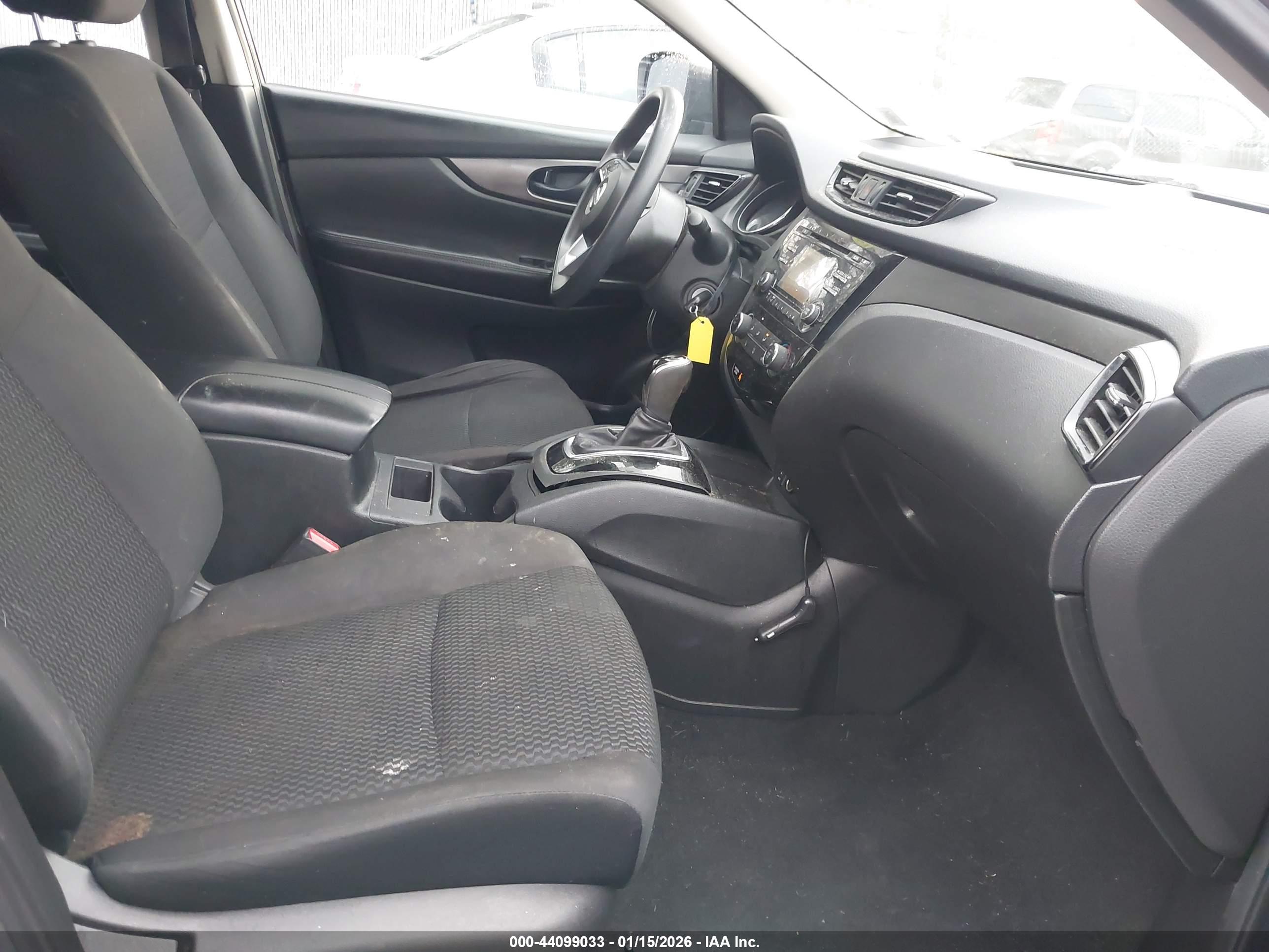 NISSAN ROGUE image 5