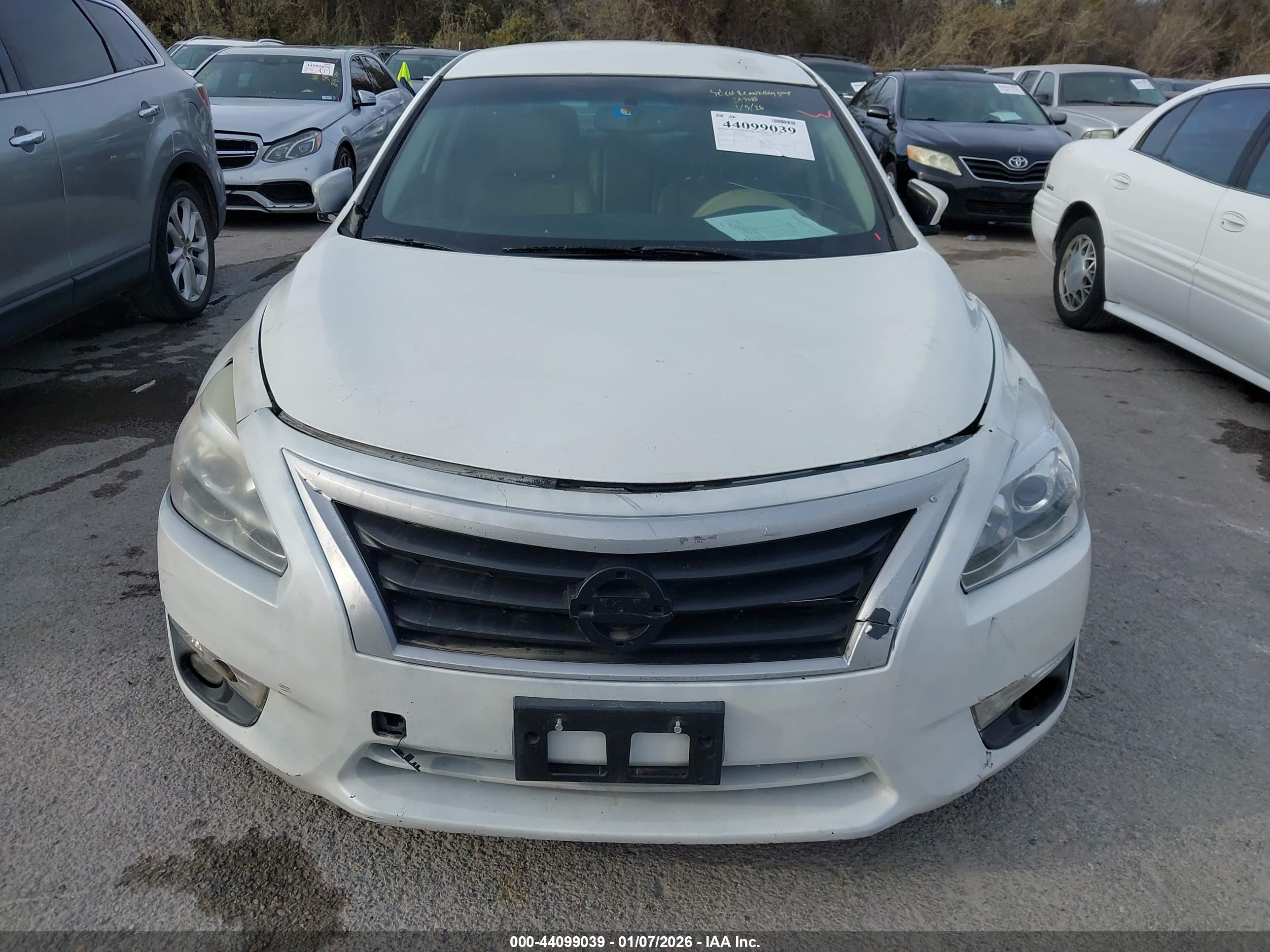 NISSAN ALTIMA image 6