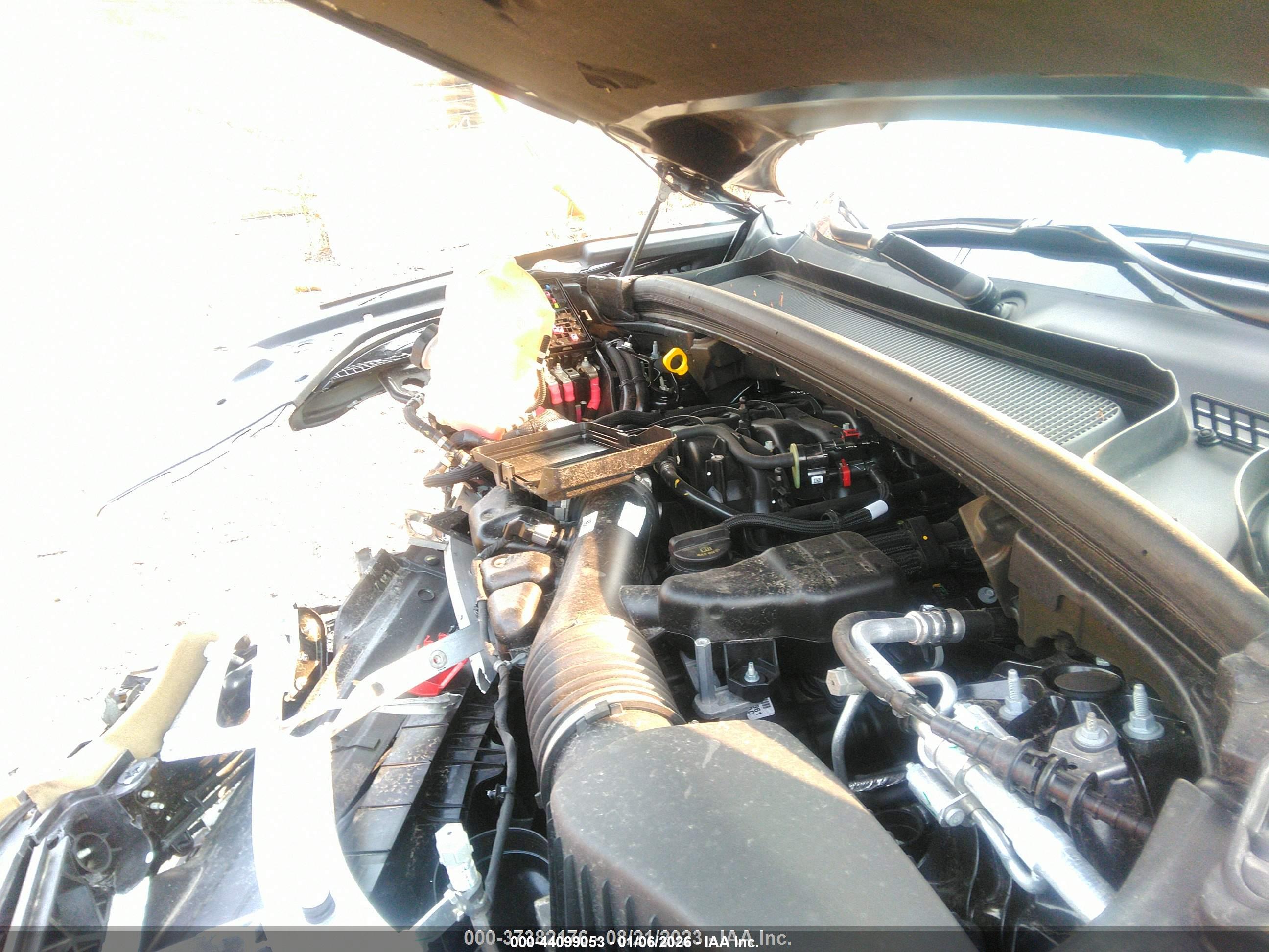 JEEP GRAND image 10