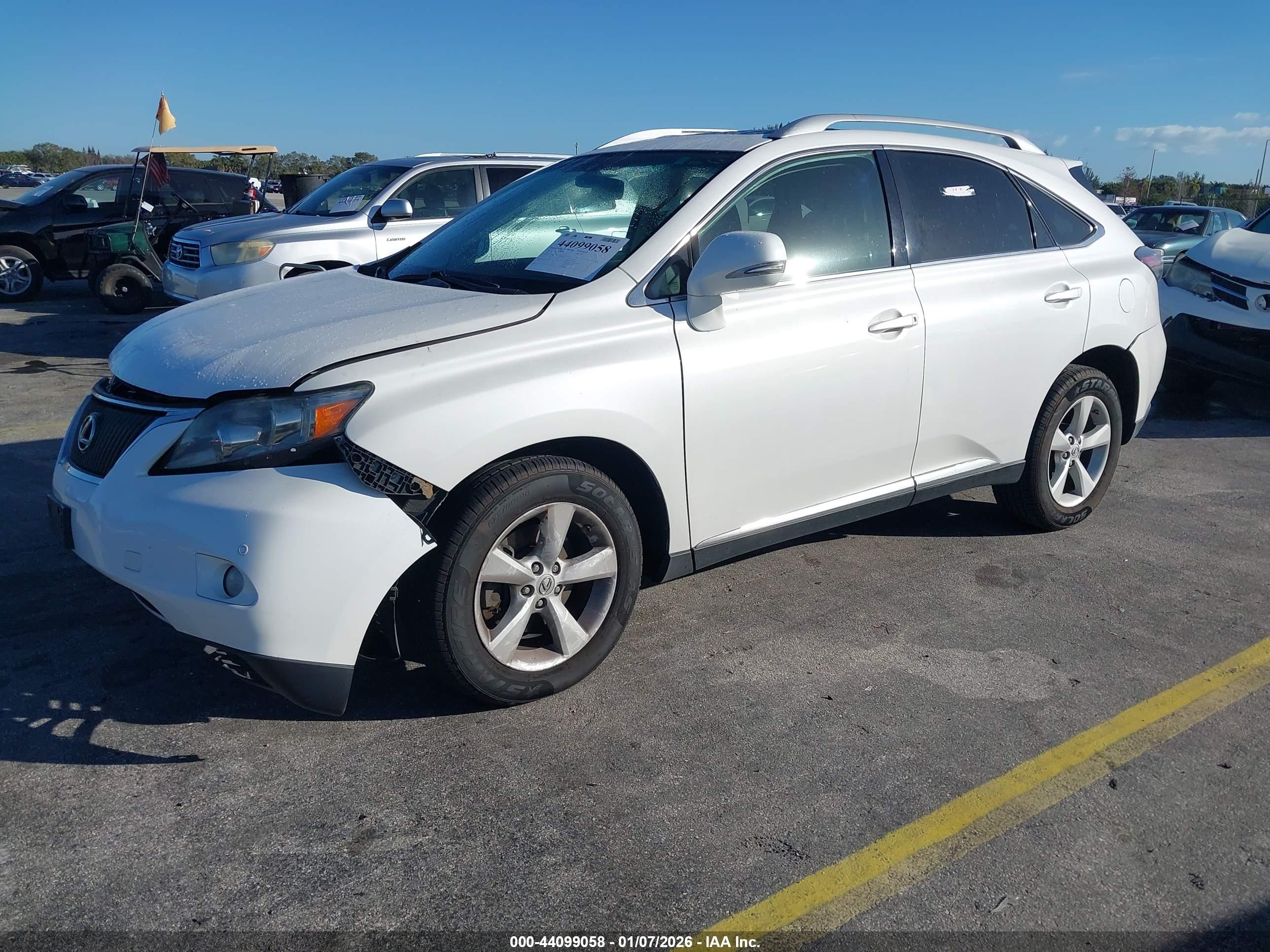 LEXUS RX image 2