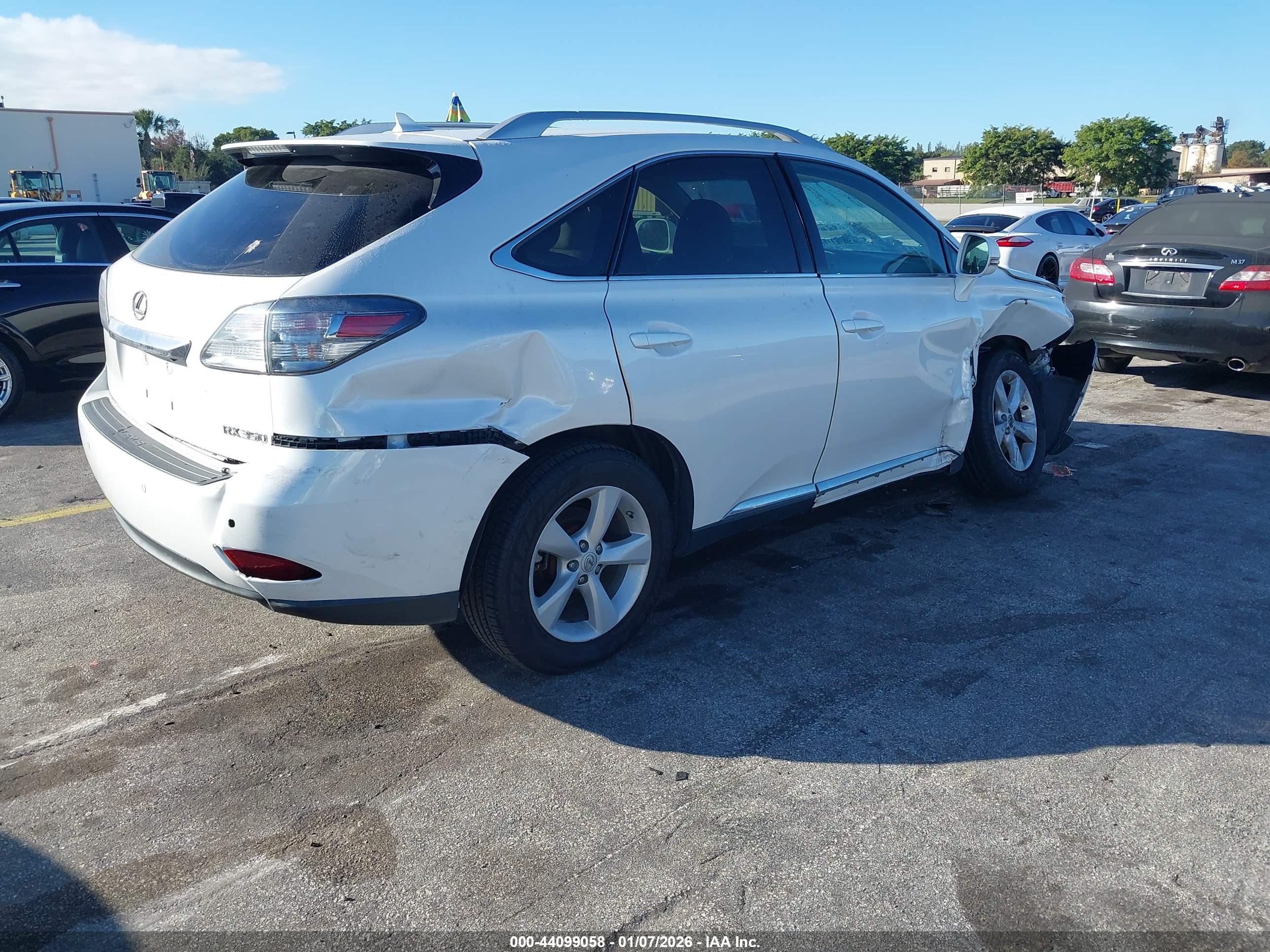 LEXUS RX image 4
