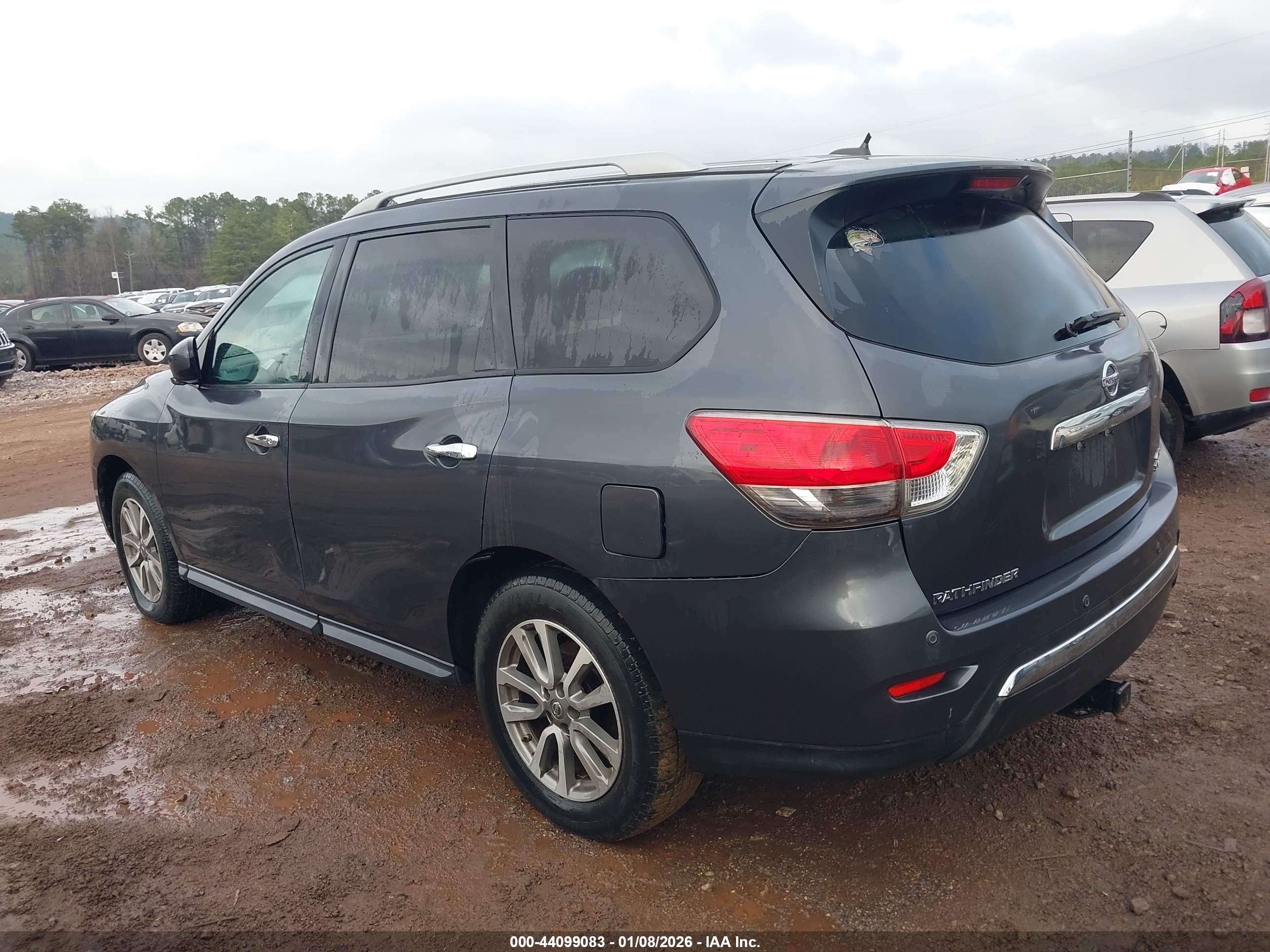 NISSAN PATHFINDER image 3