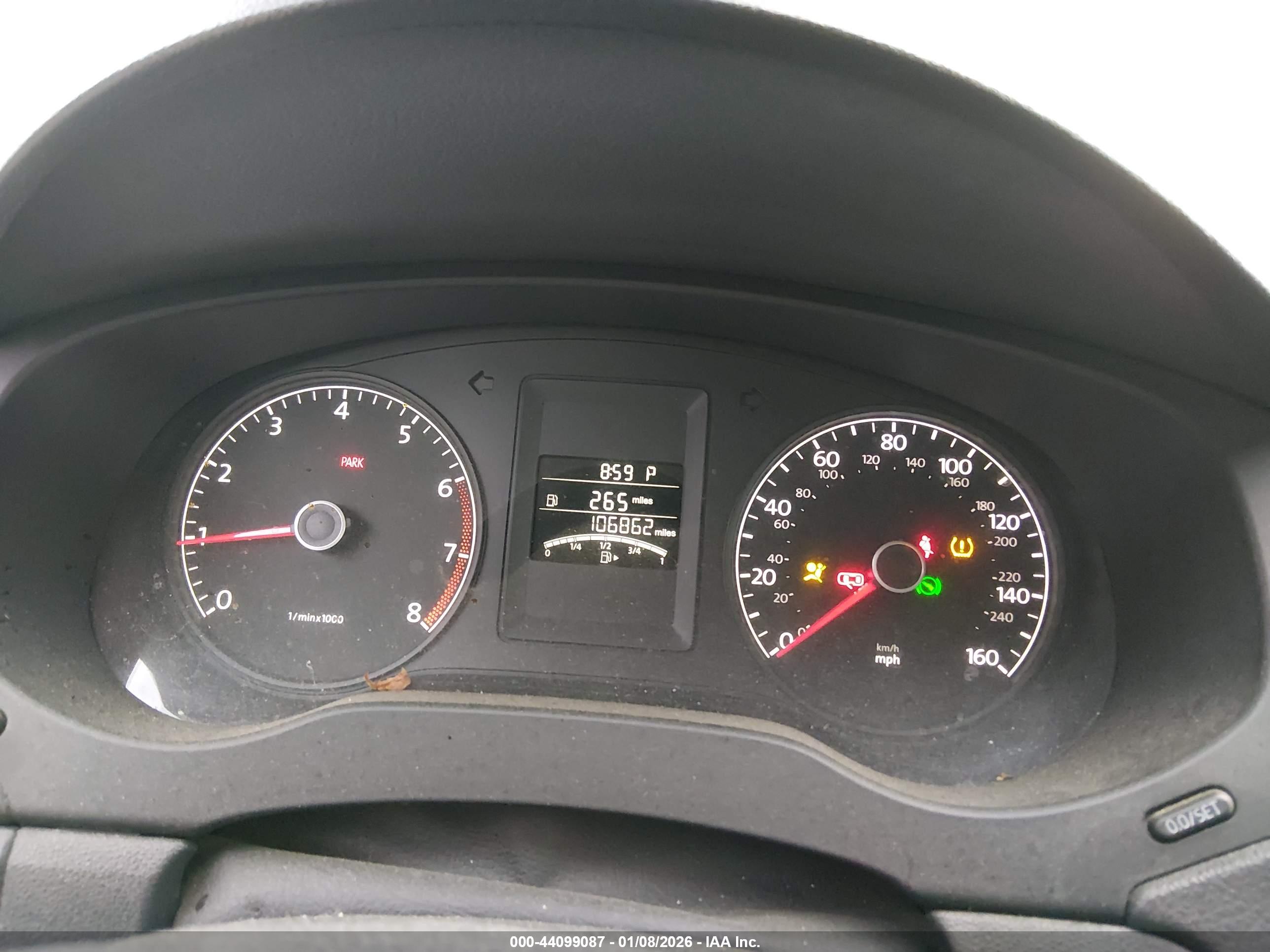 VOLKSWAGEN JETTA image 7