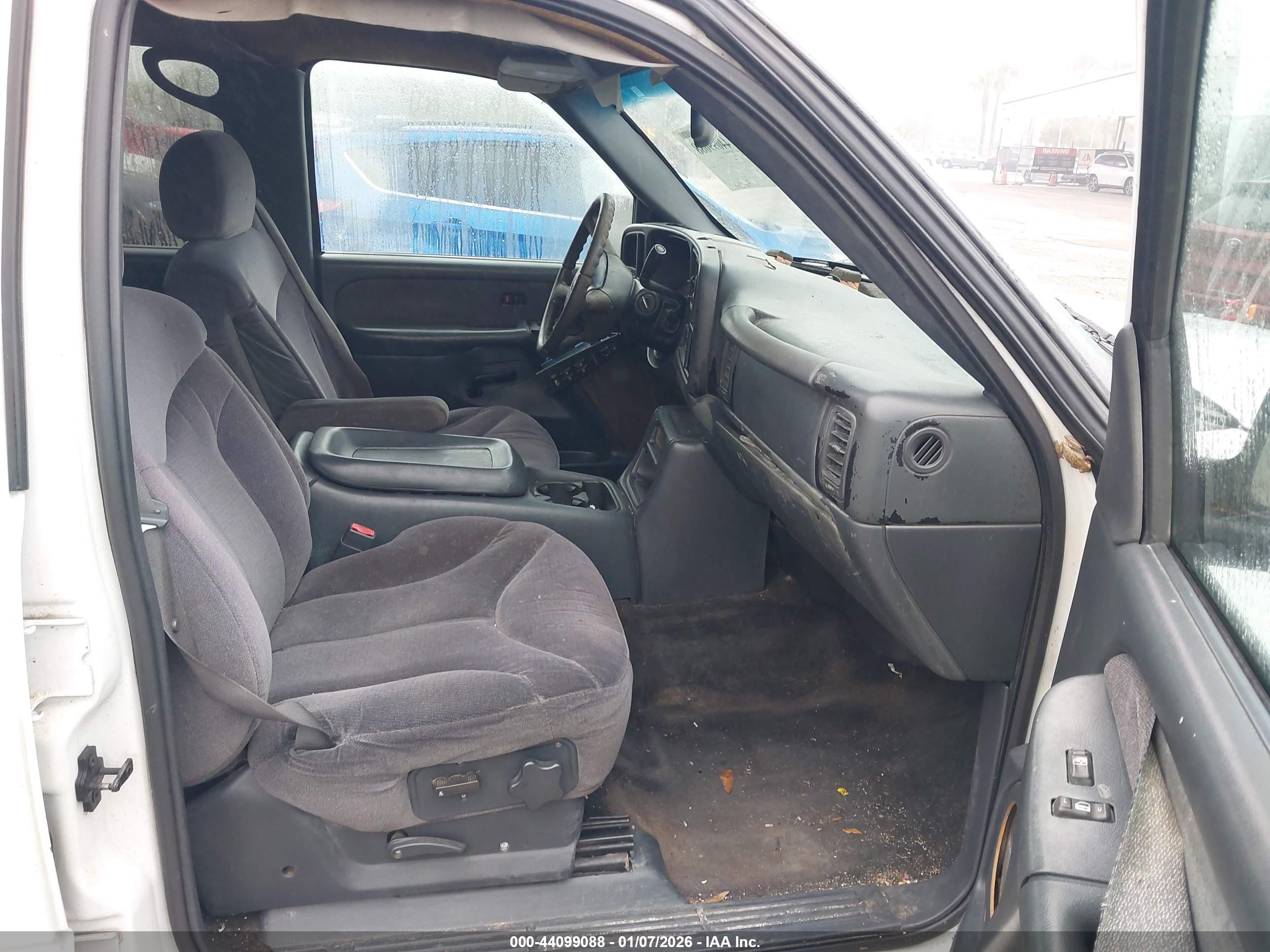 GMC SIERRA image 5