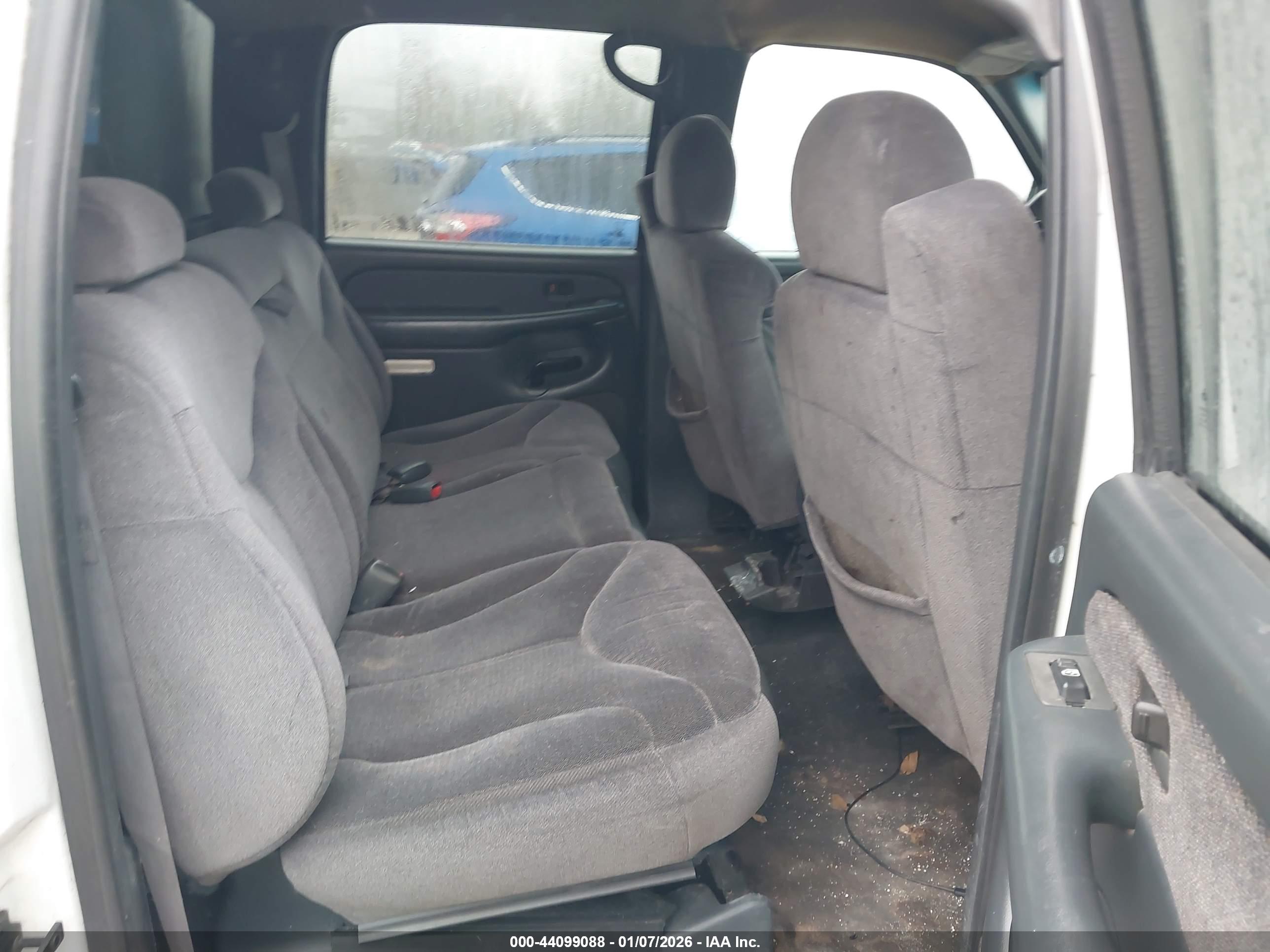 GMC SIERRA image 8