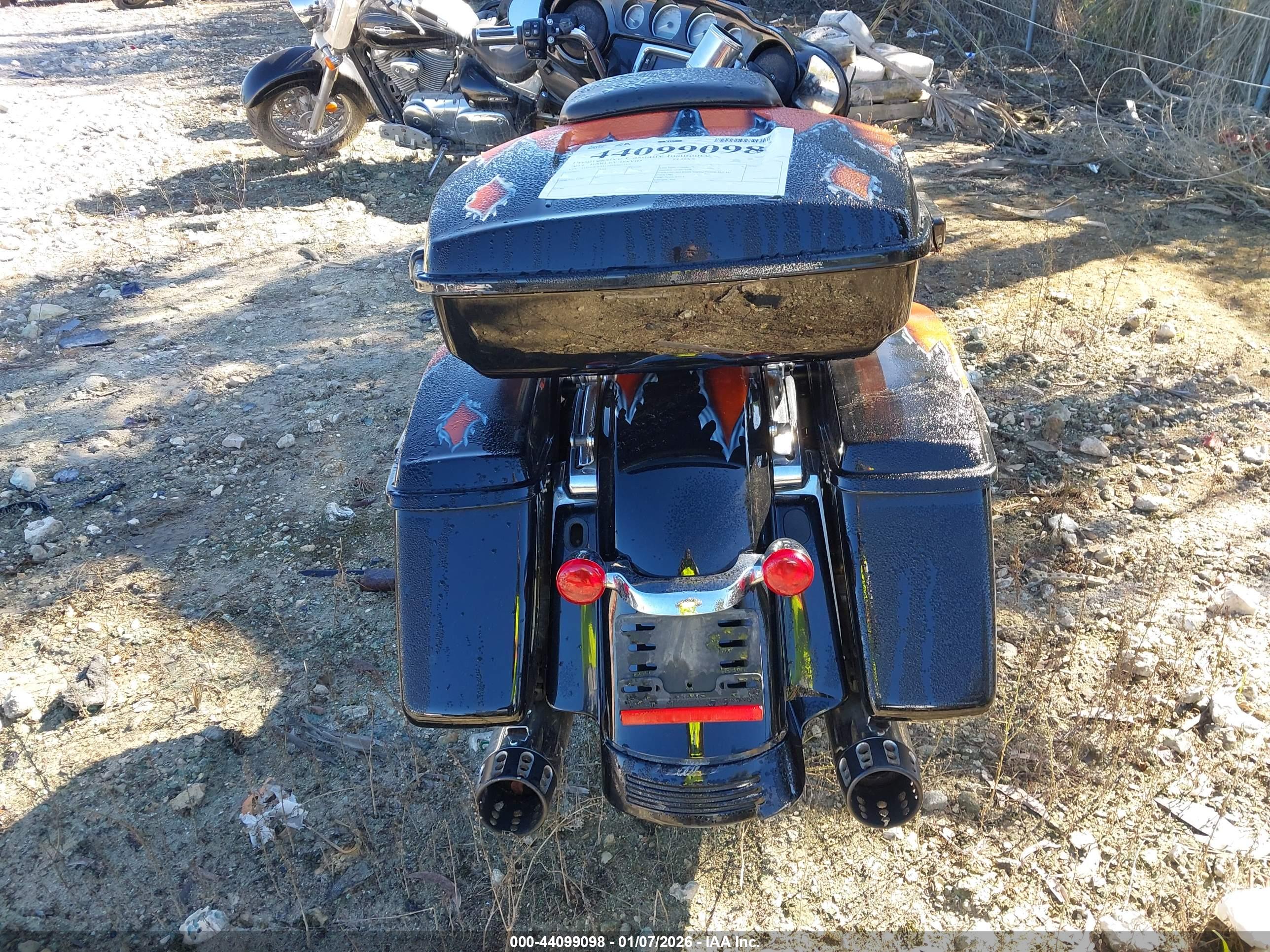 HARLEY-DAVIDSON FLHXS image 6
