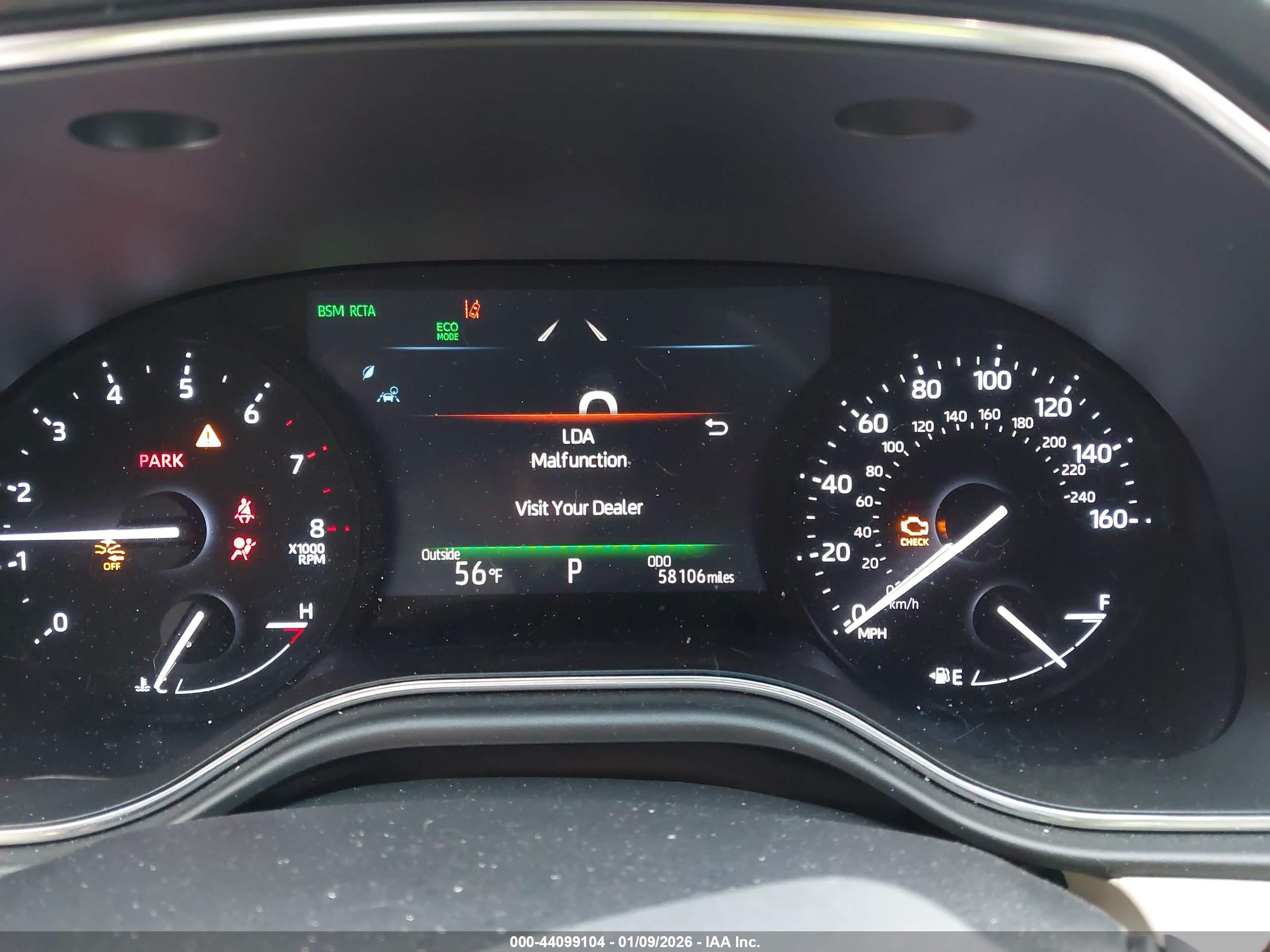 TOYOTA AVALON image 7