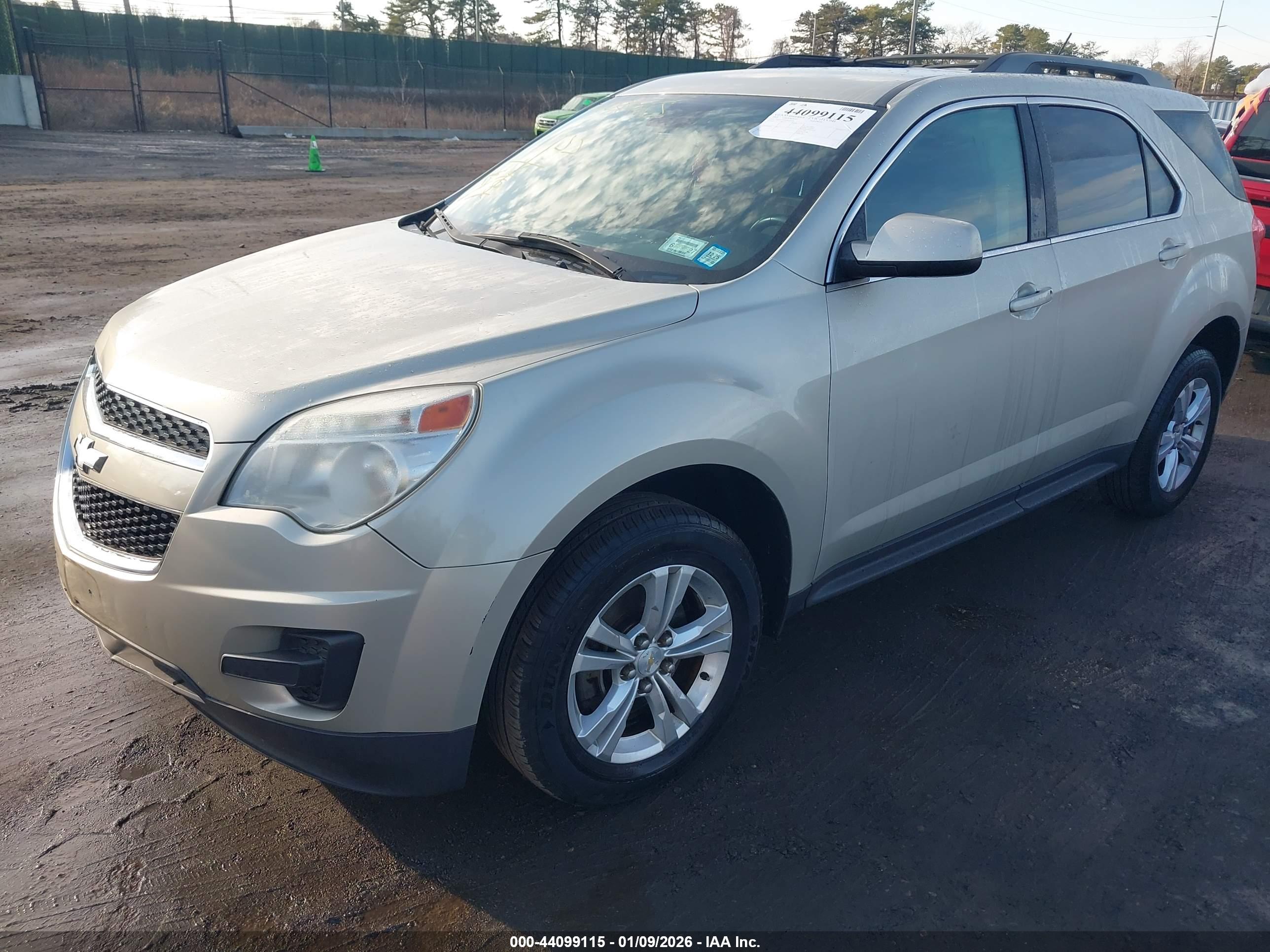 CHEVROLET EQUINOX image 2
